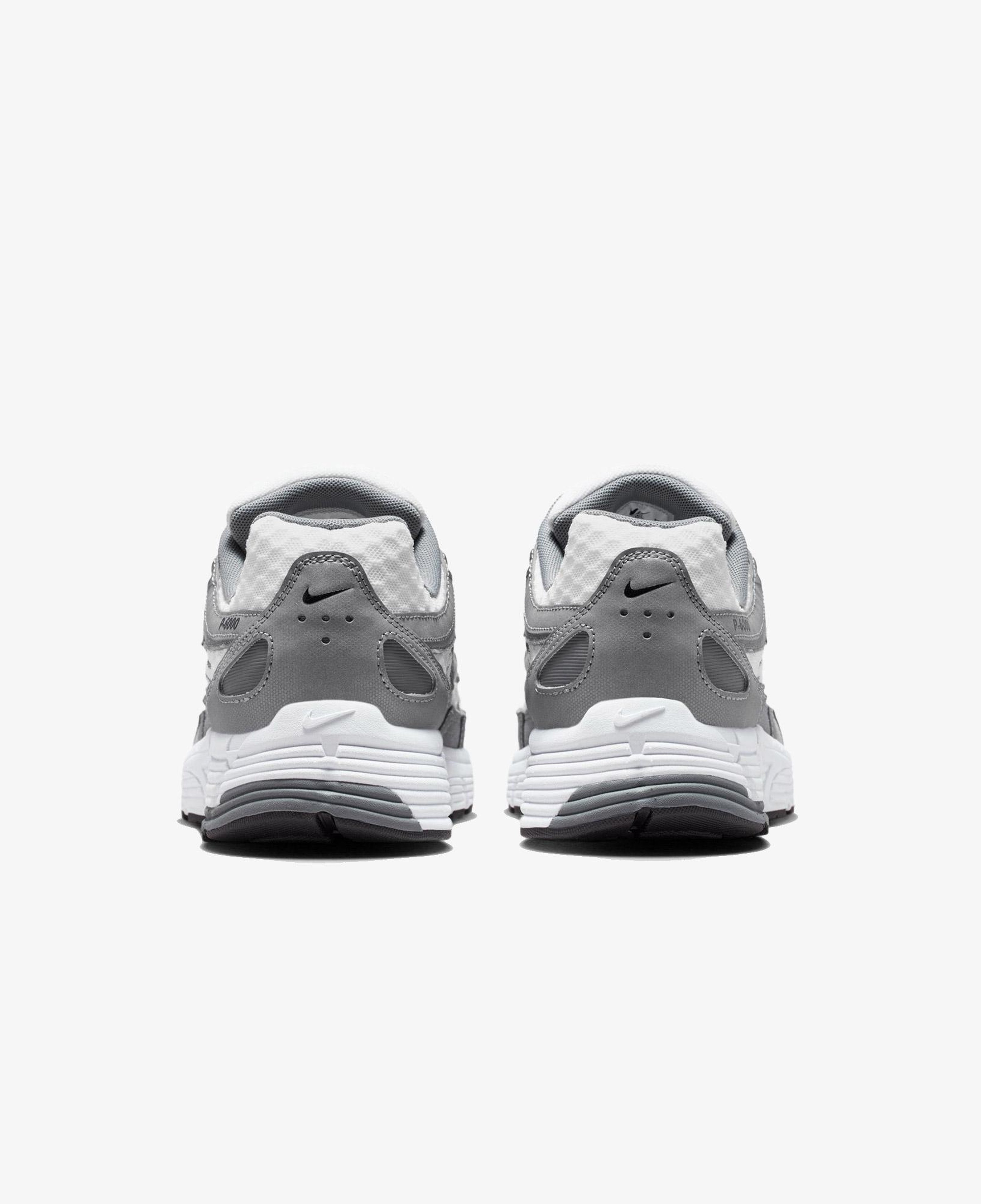 Nike P-6000 Erkek Gri Spor Ayakkabı