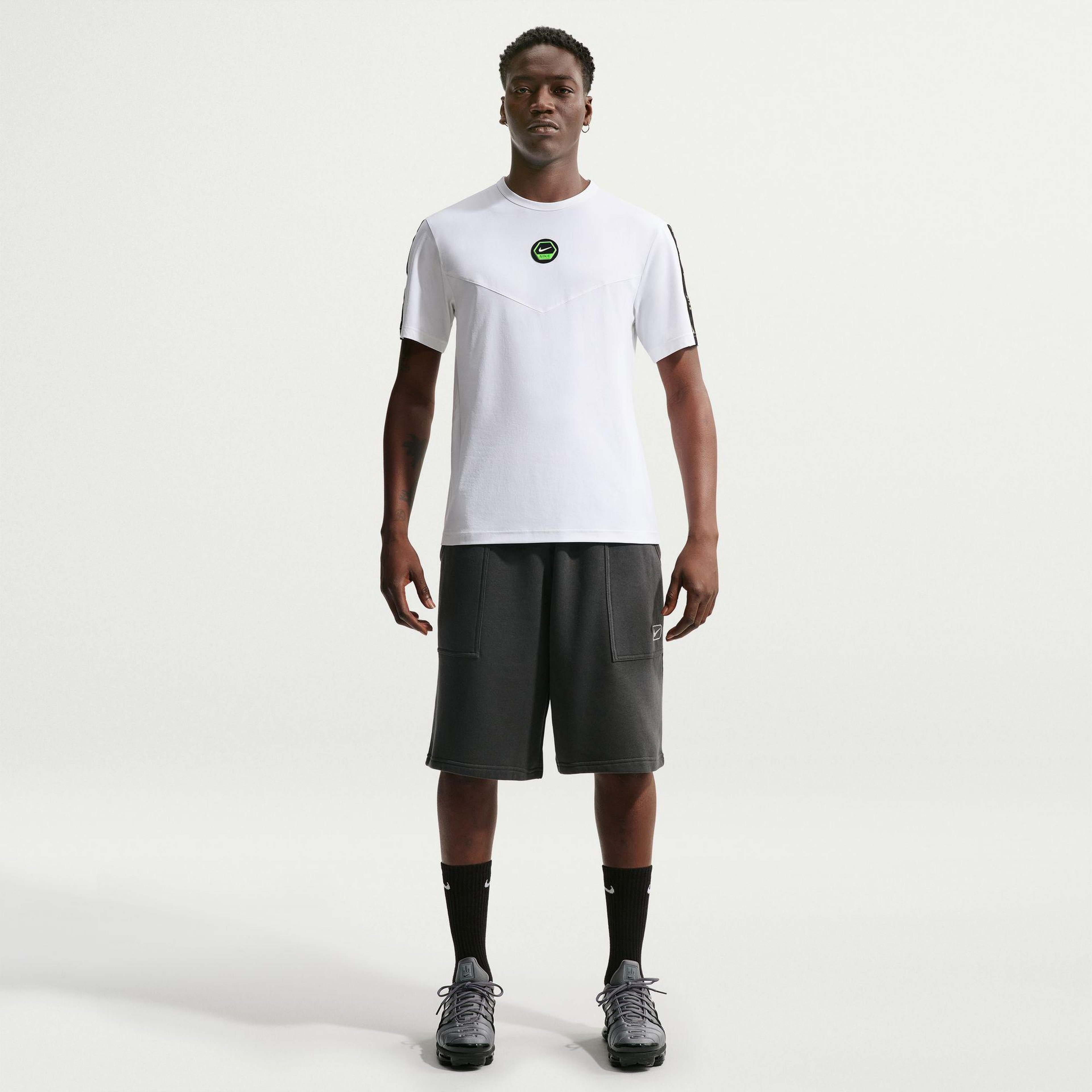Nike Sportswear City Side Dri-Fit Erkek Beyaz T-Shirt