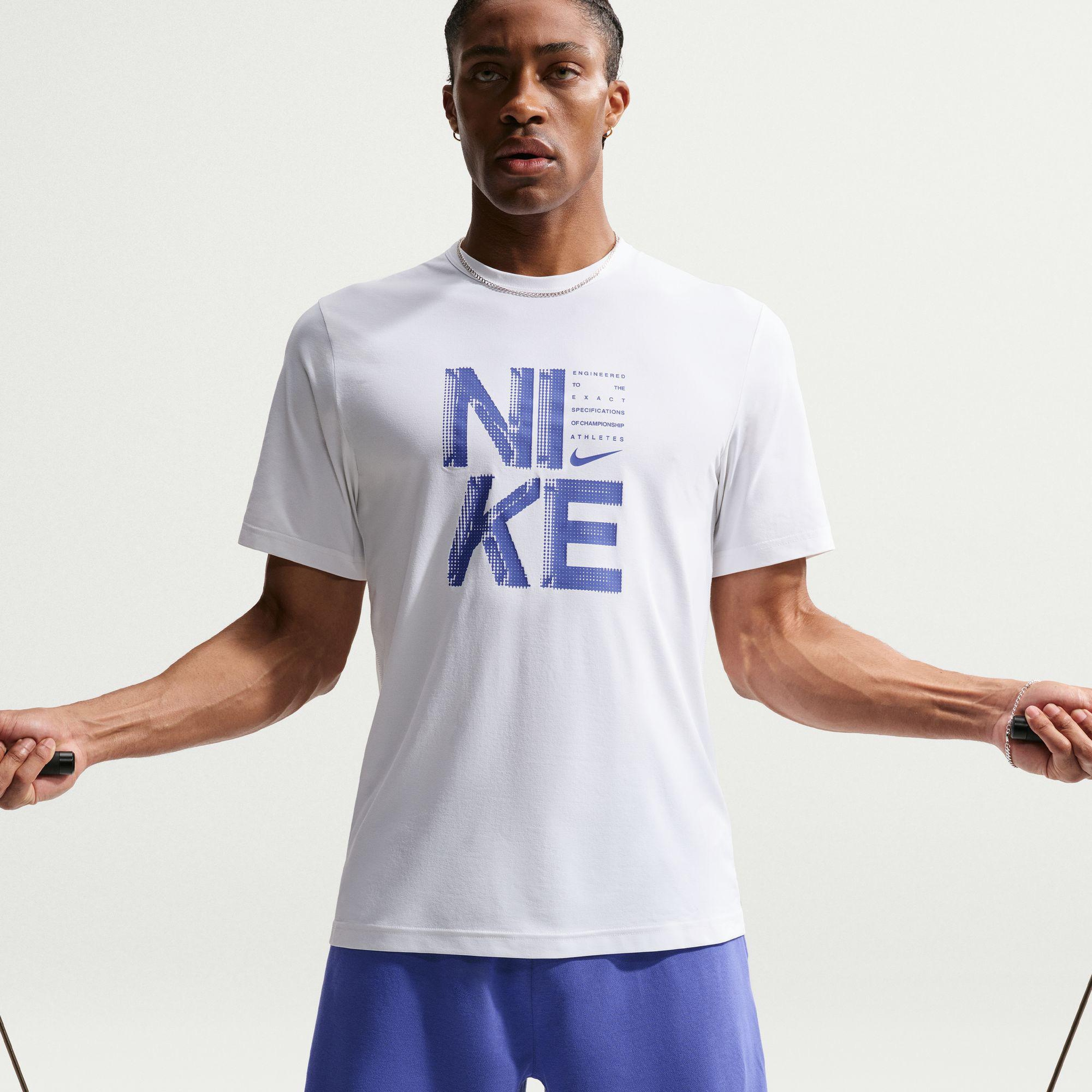 Nike Dri-Fit Hyverse GFX Erkek Beyaz T-Shirt