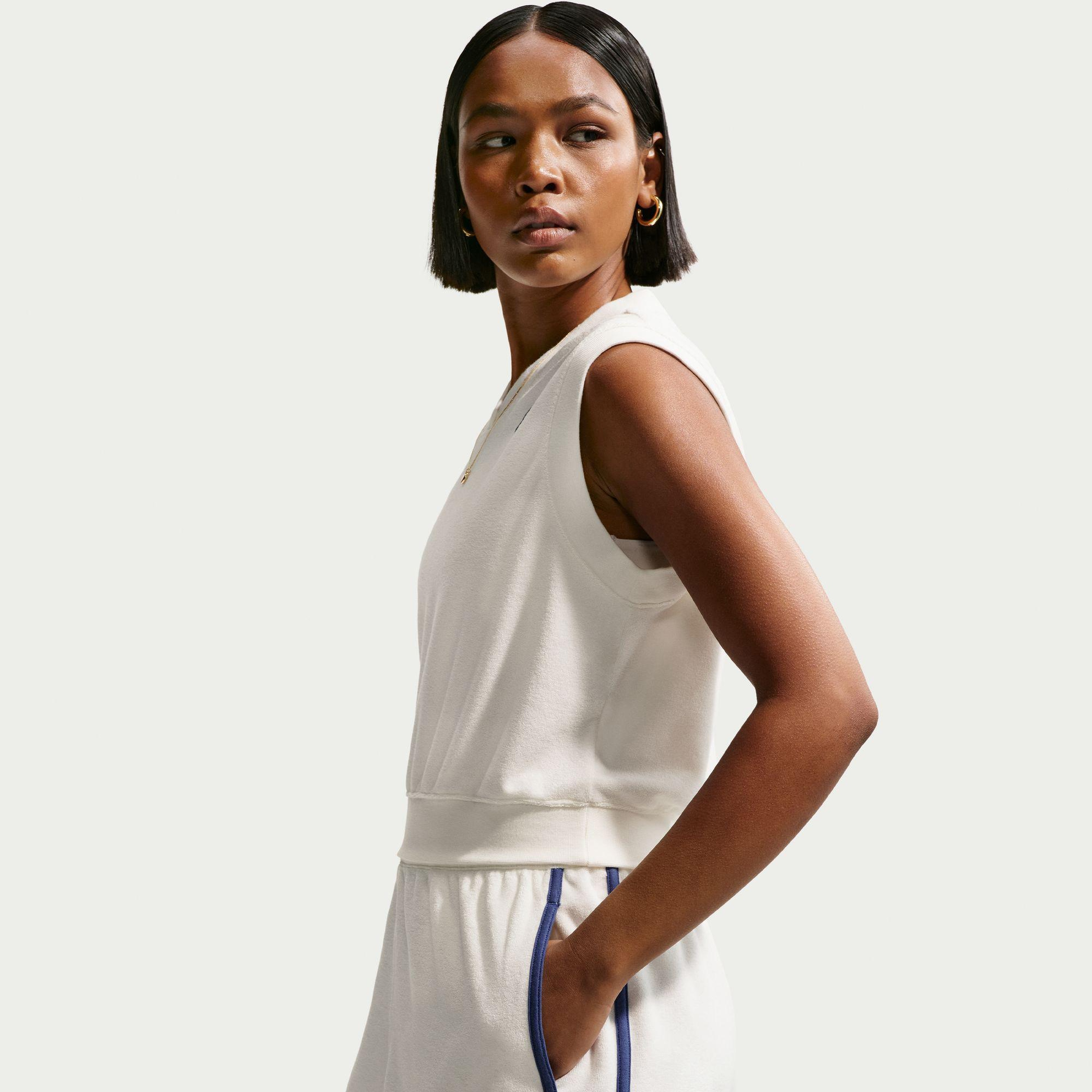 Nike Sportswear Chill Terry Kadın Beyaz Şort