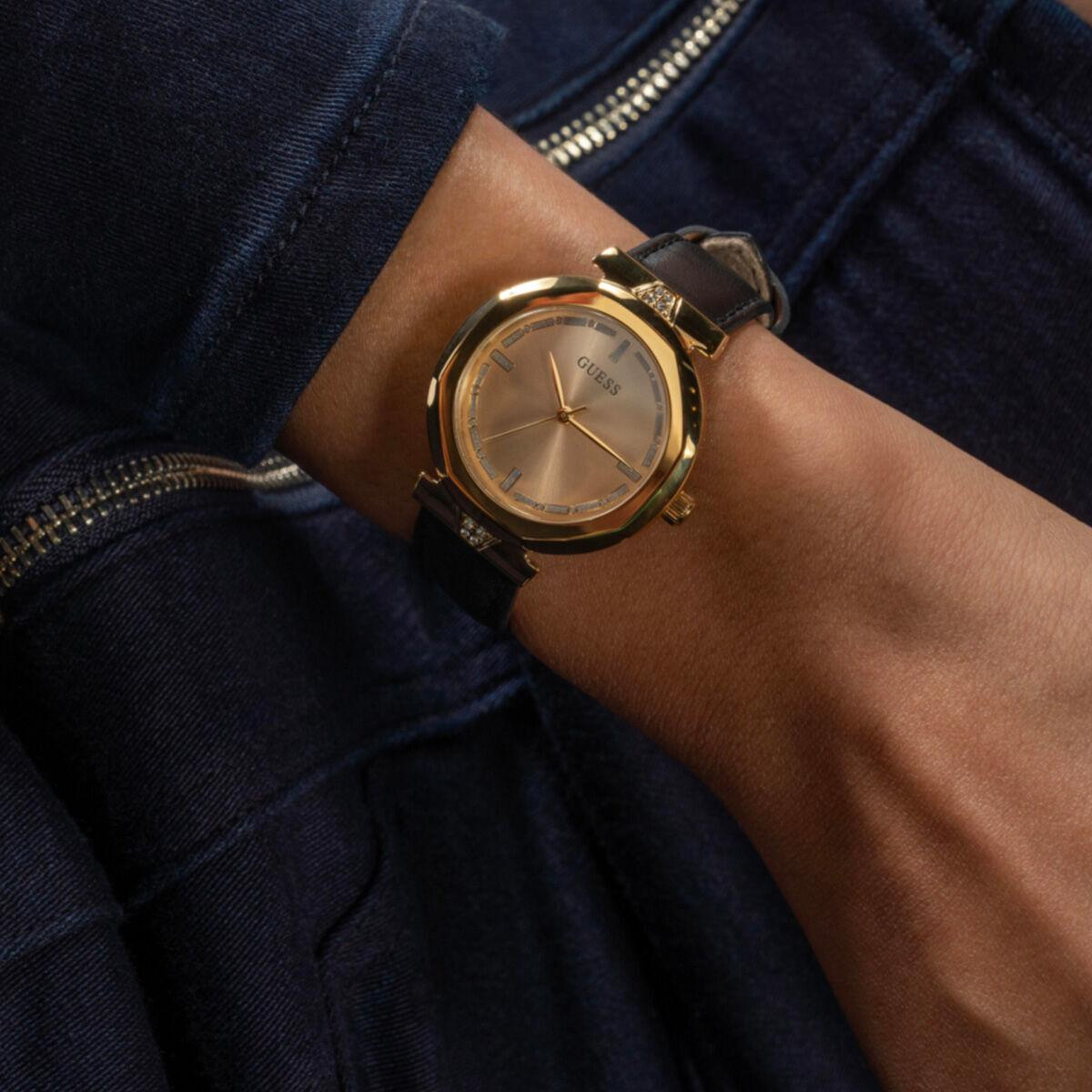 Guess GUGW0689L2 Kadın Kol Saati