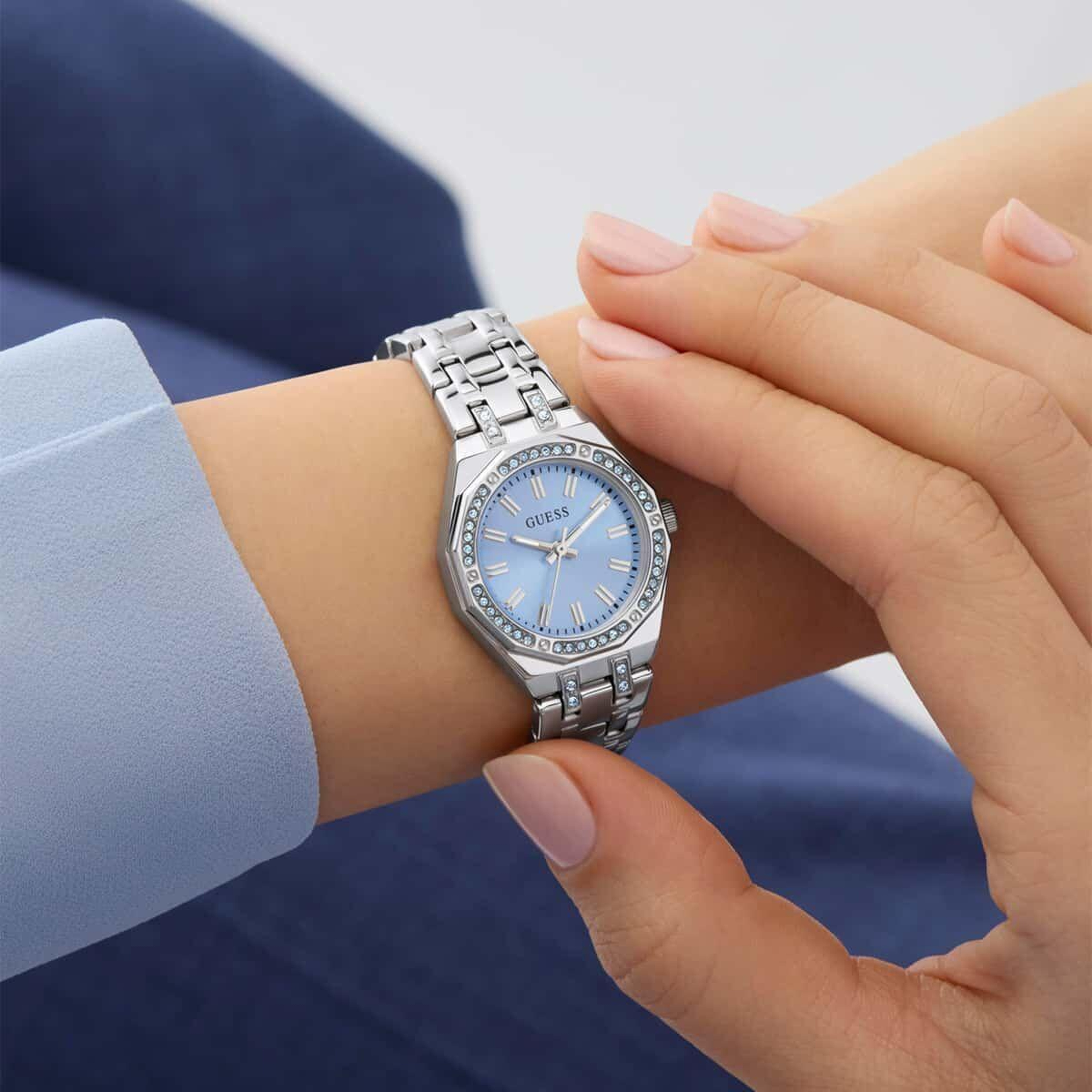 Guess GUGW1010L1 Kadın Kol Saati