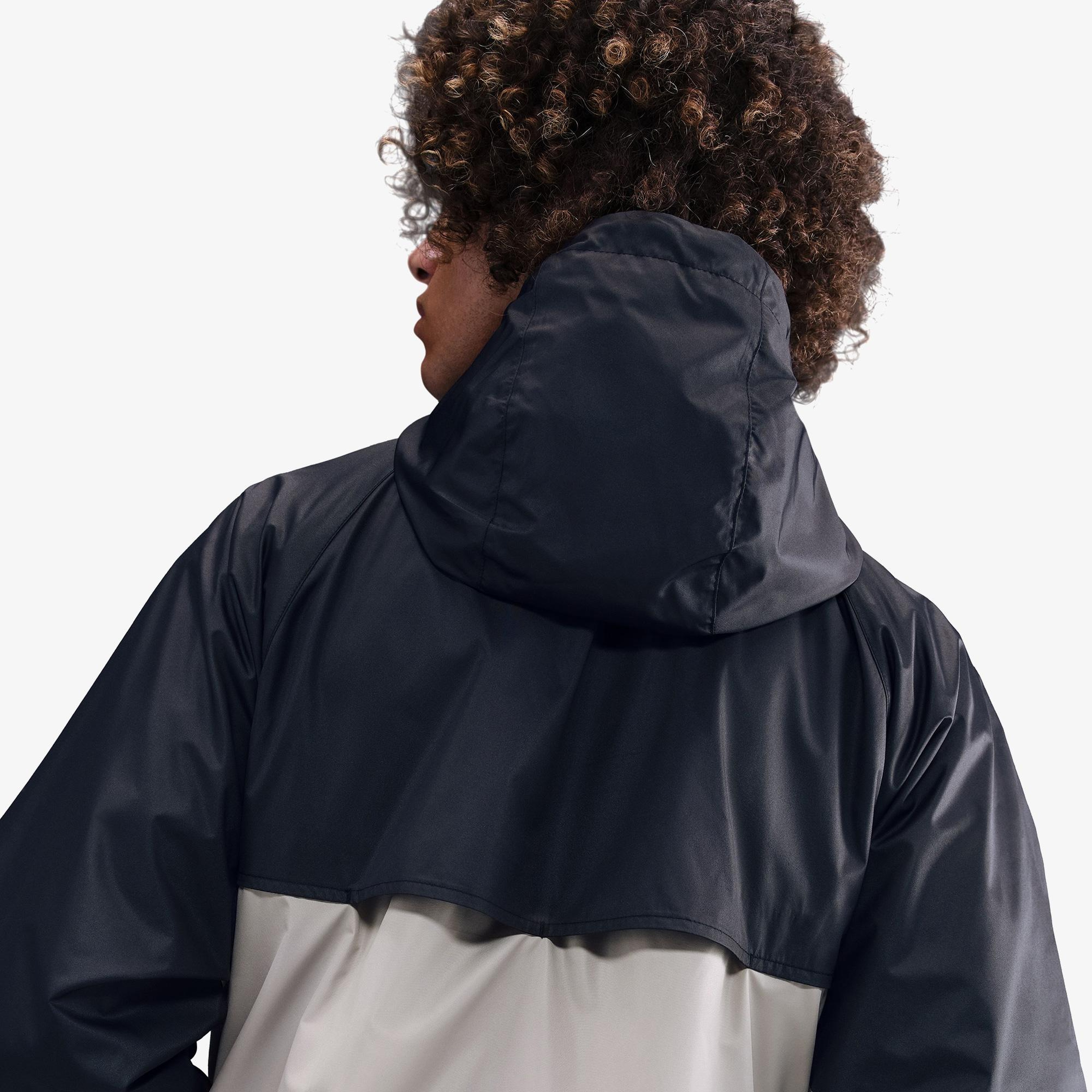 Nike Windrunner Erkek Siyah Ceket