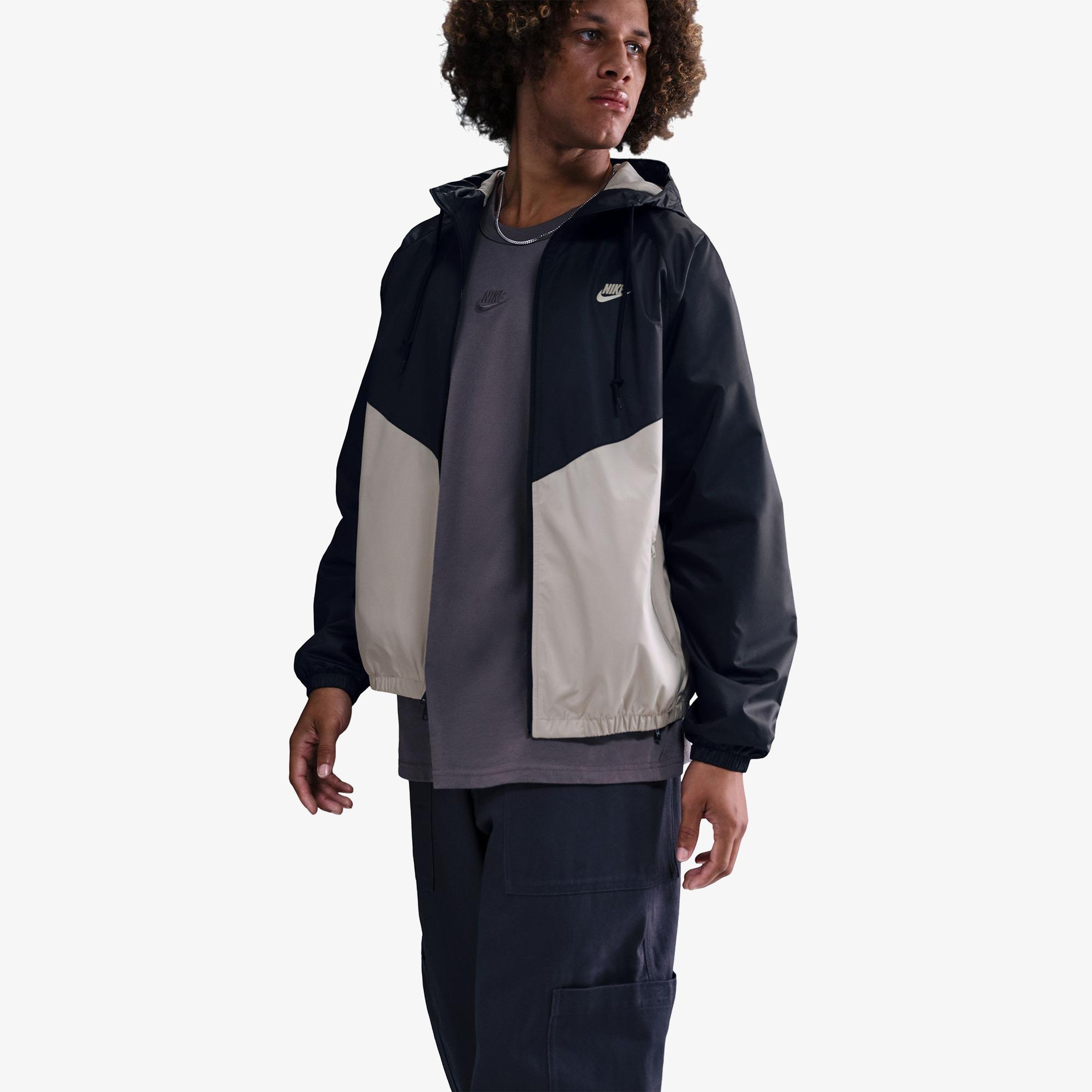 Nike Windrunner Erkek Siyah Ceket