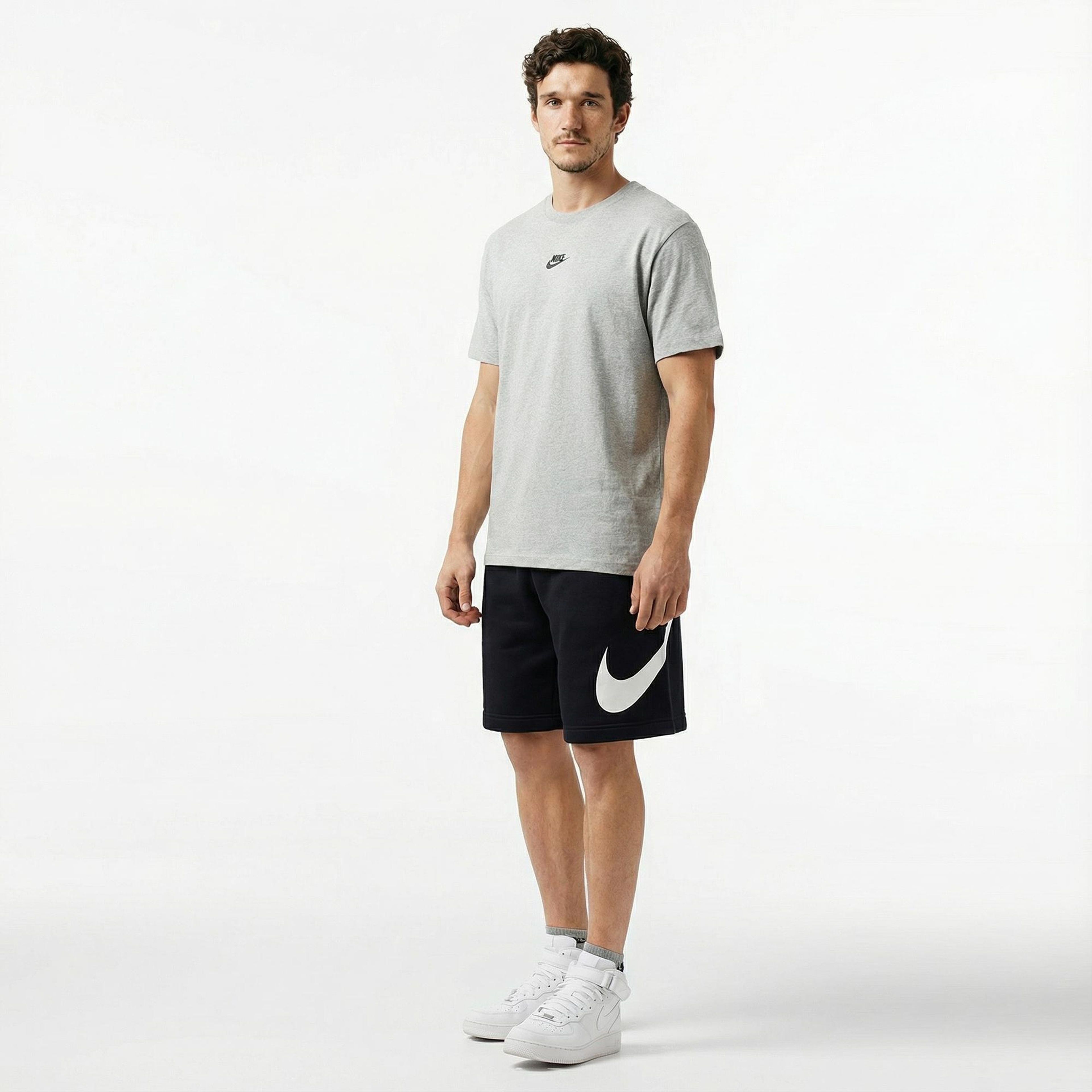 Nike Sportswear Premium Essential Sustainable Erkek Gri T-Shirt
