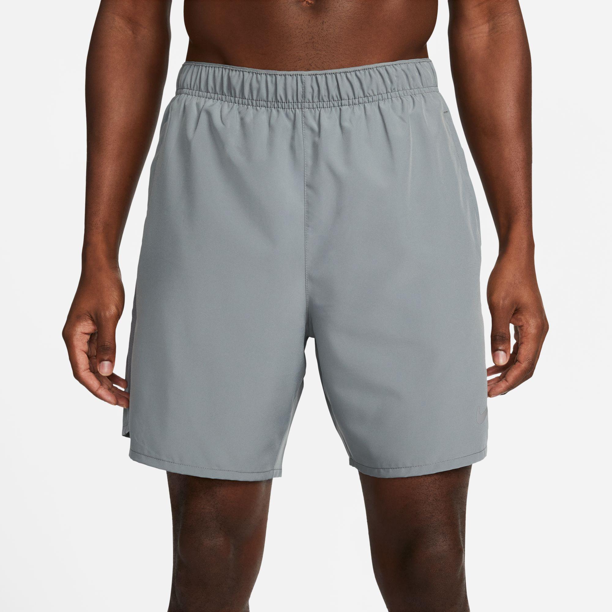 Nike Dri-Fit Challenger 18 cm Erkek Gri Şort