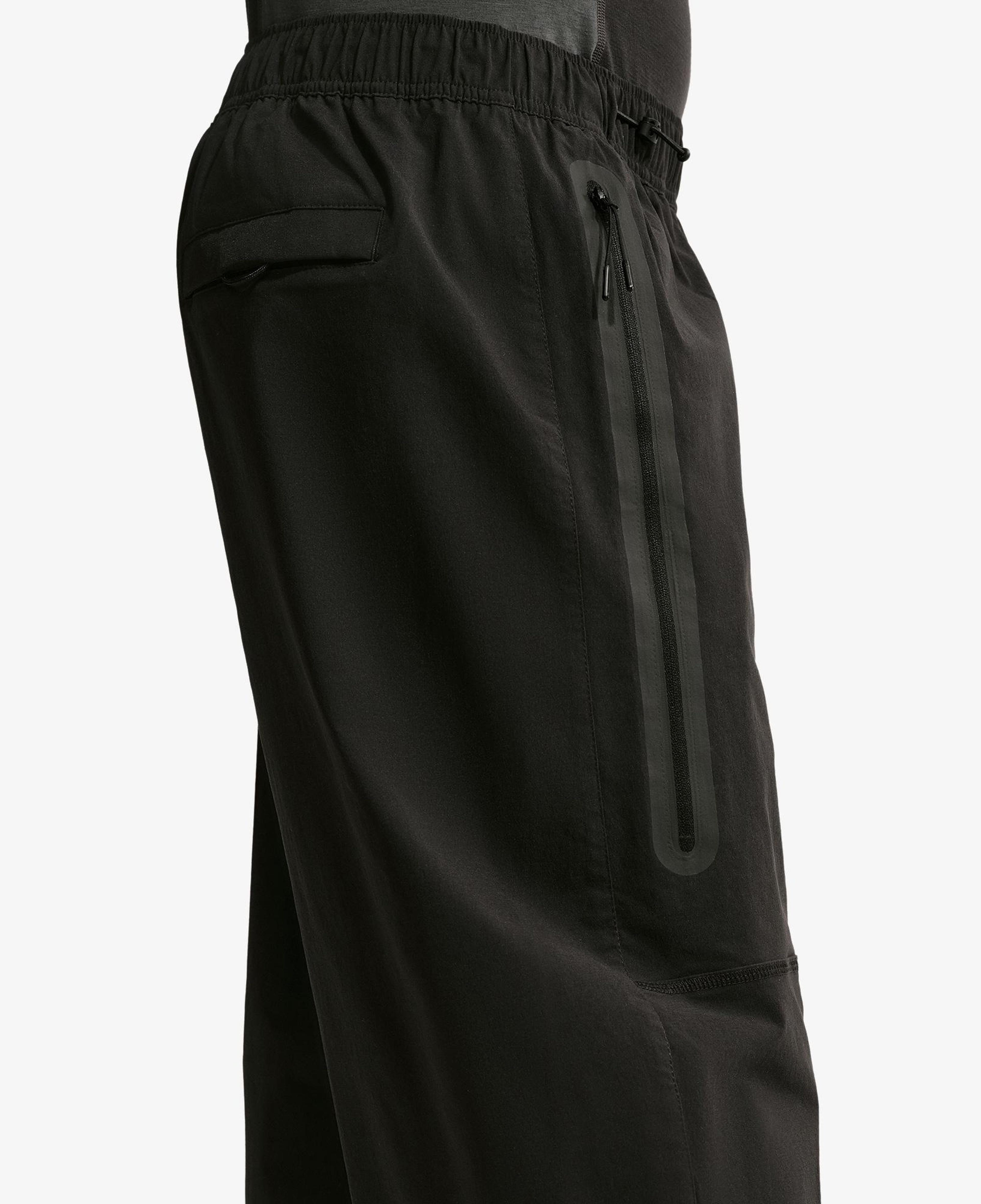 Nike Dri-Fit Tech Erkek Siyah Eşofman Altı
