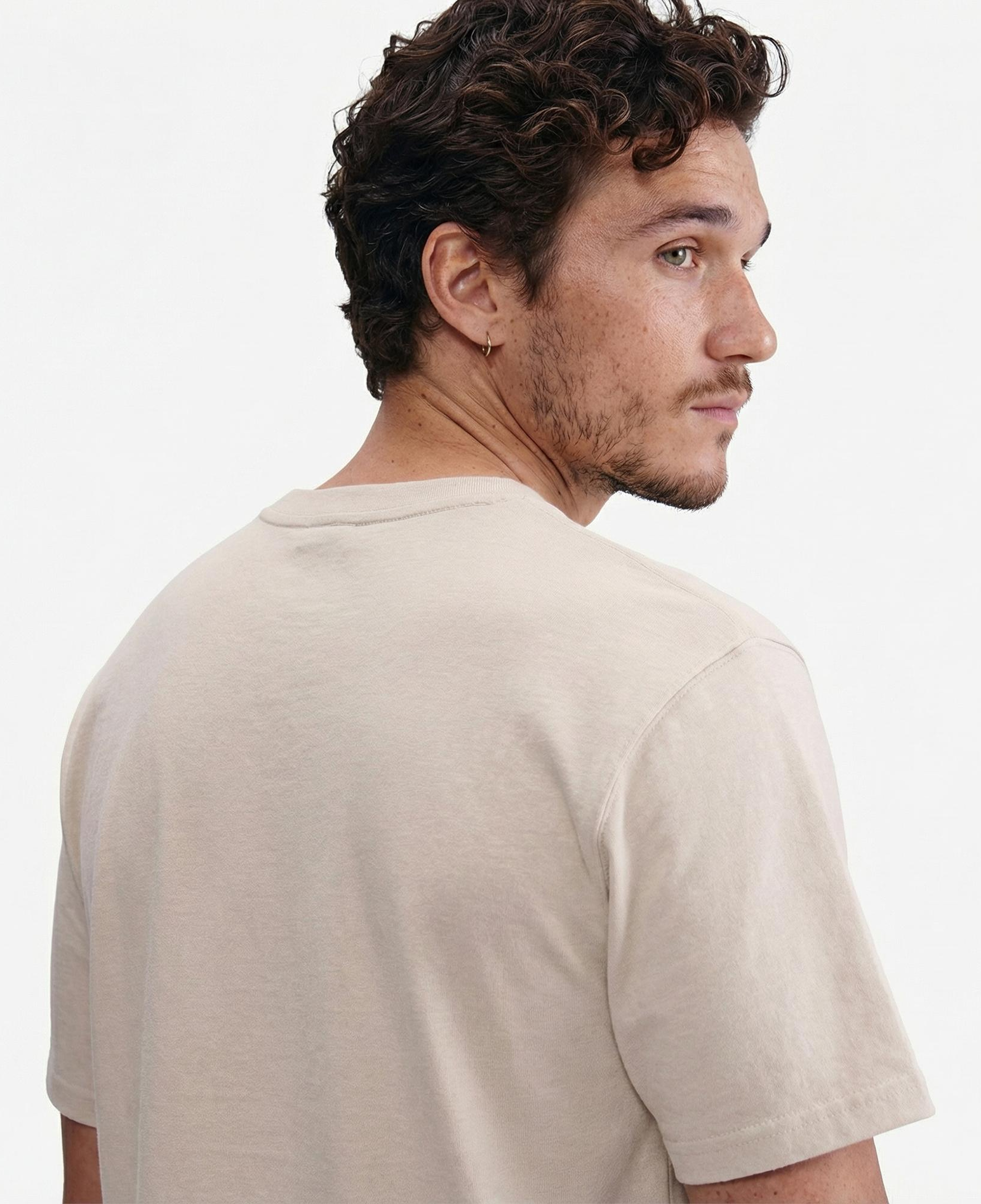 Nike Sportswear Premium Essentials Erkek Krem Rengi T-Shirt