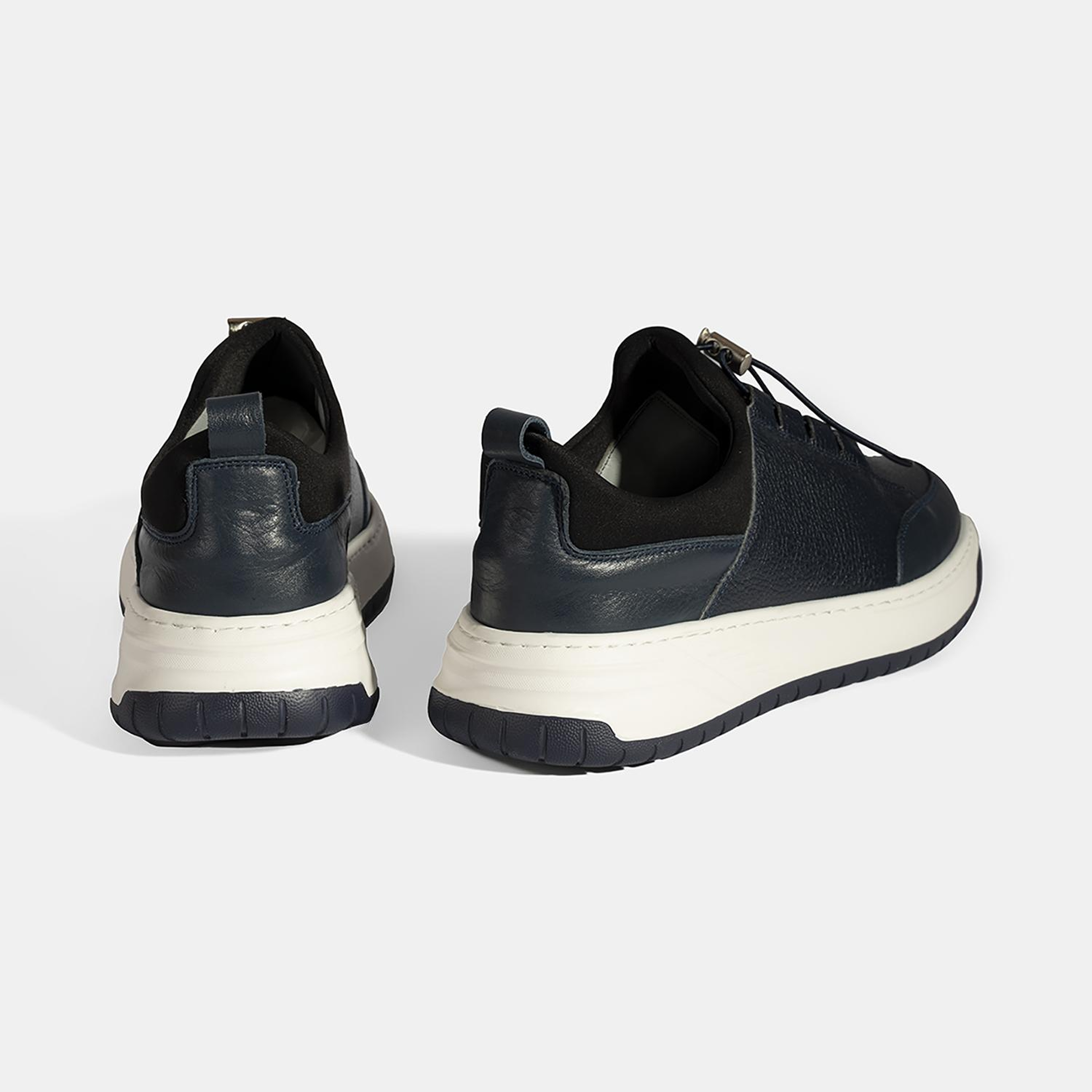 Erkek Lacivert Lastik Bağcıklı Deri Sneaker