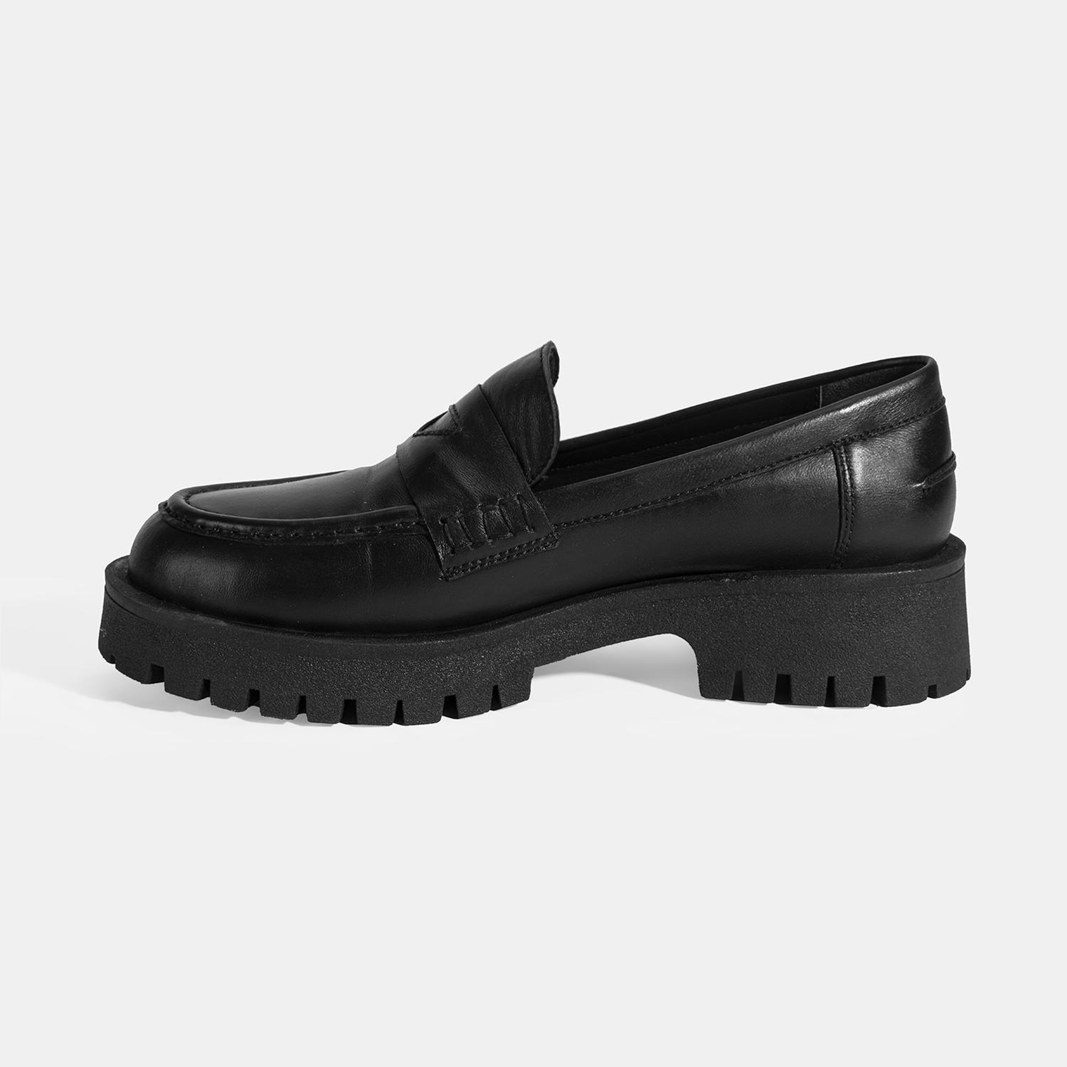 Kadın Siyah Deri Loafer