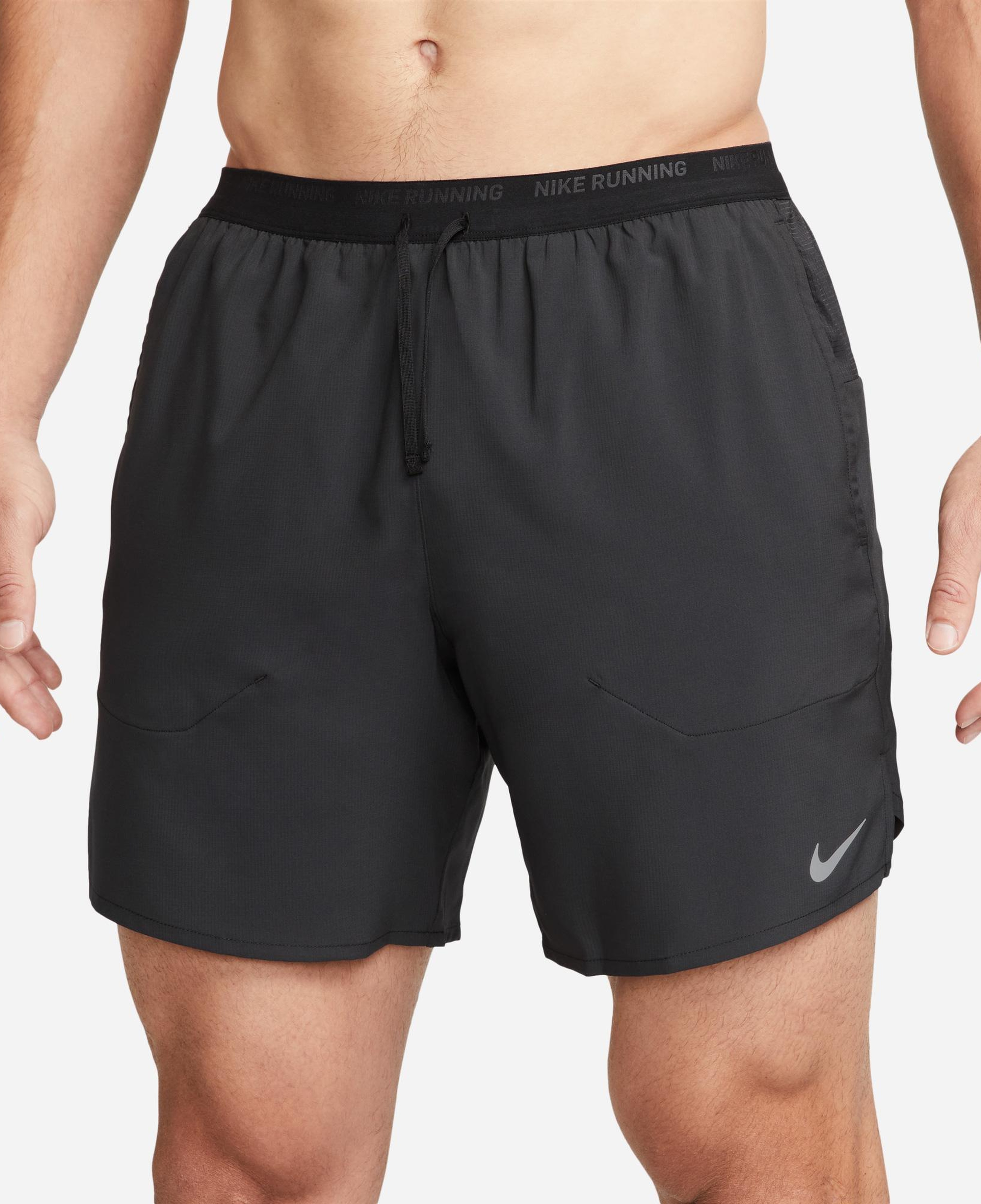 Nike Dri-Fit Stride 7 İnç Bf Erkek Siyah Şort