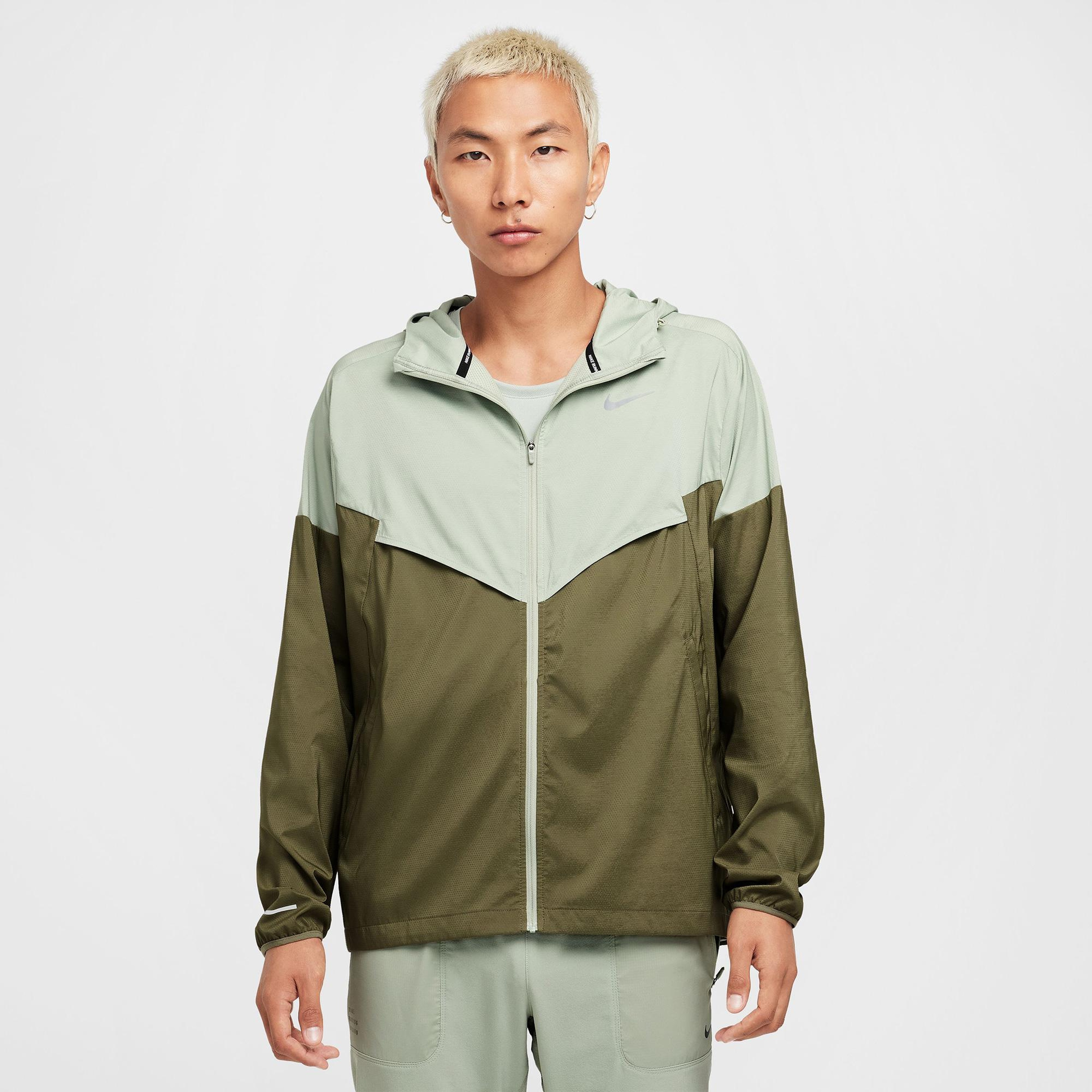 Nike Windrunner Erkek Yeşil Ceket