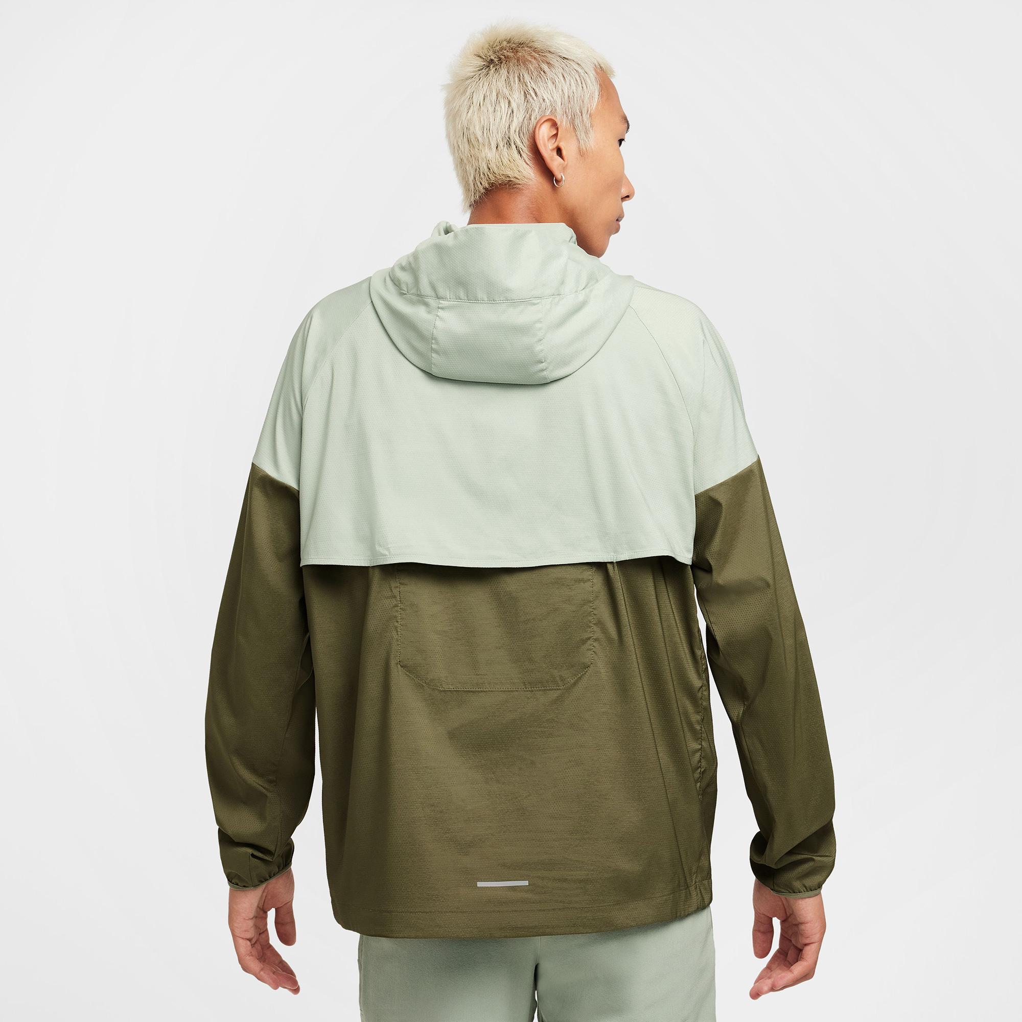 Nike Windrunner Erkek Yeşil Ceket