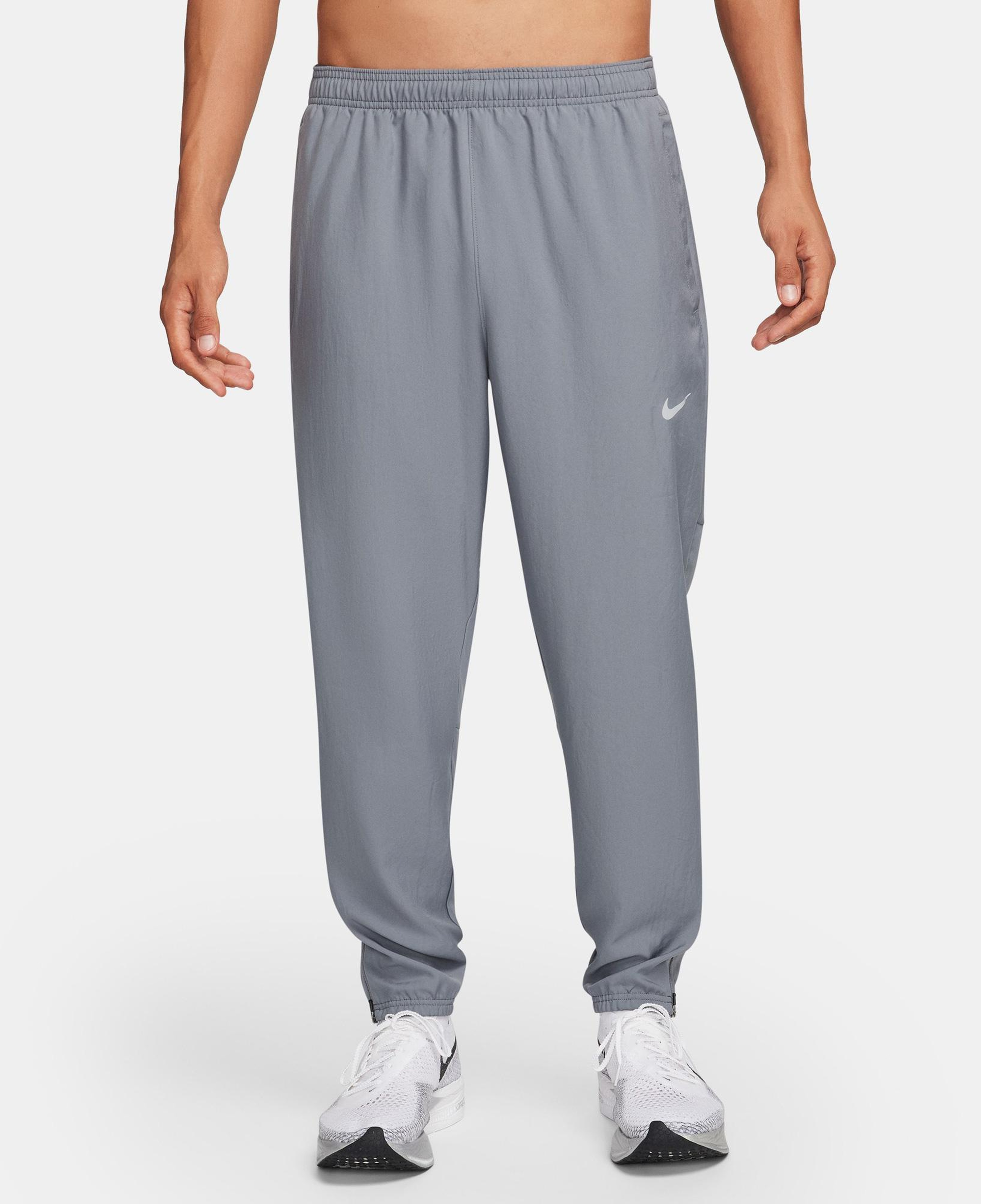 Nike Dri-Fit Challenger Woven Erkek Gri Eşofman Altı