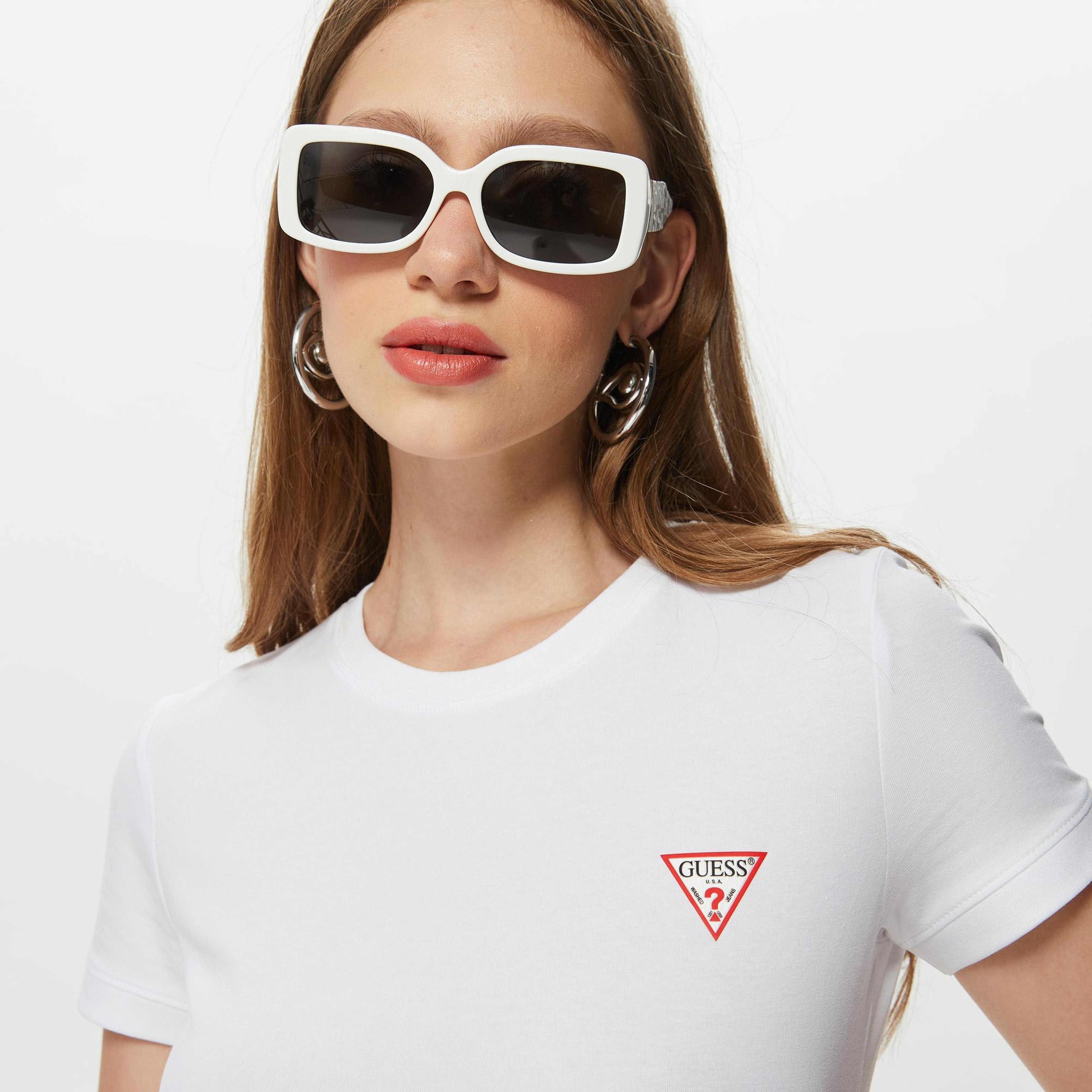 Guess Mini Triangle Kadın Beyaz T-Shirt