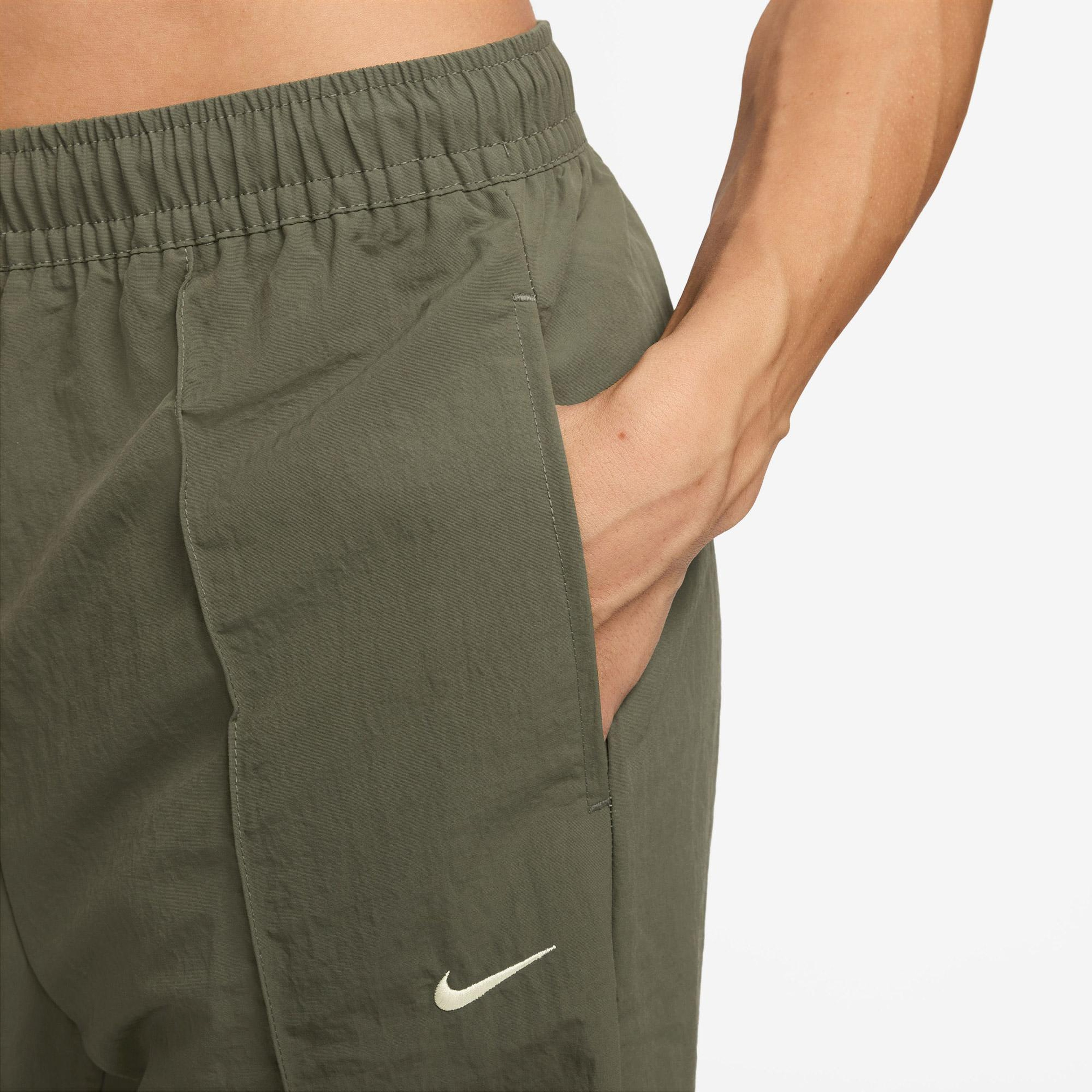 Nike Sportswear Everything Woven Kadın Yeşil Eşofman Altı