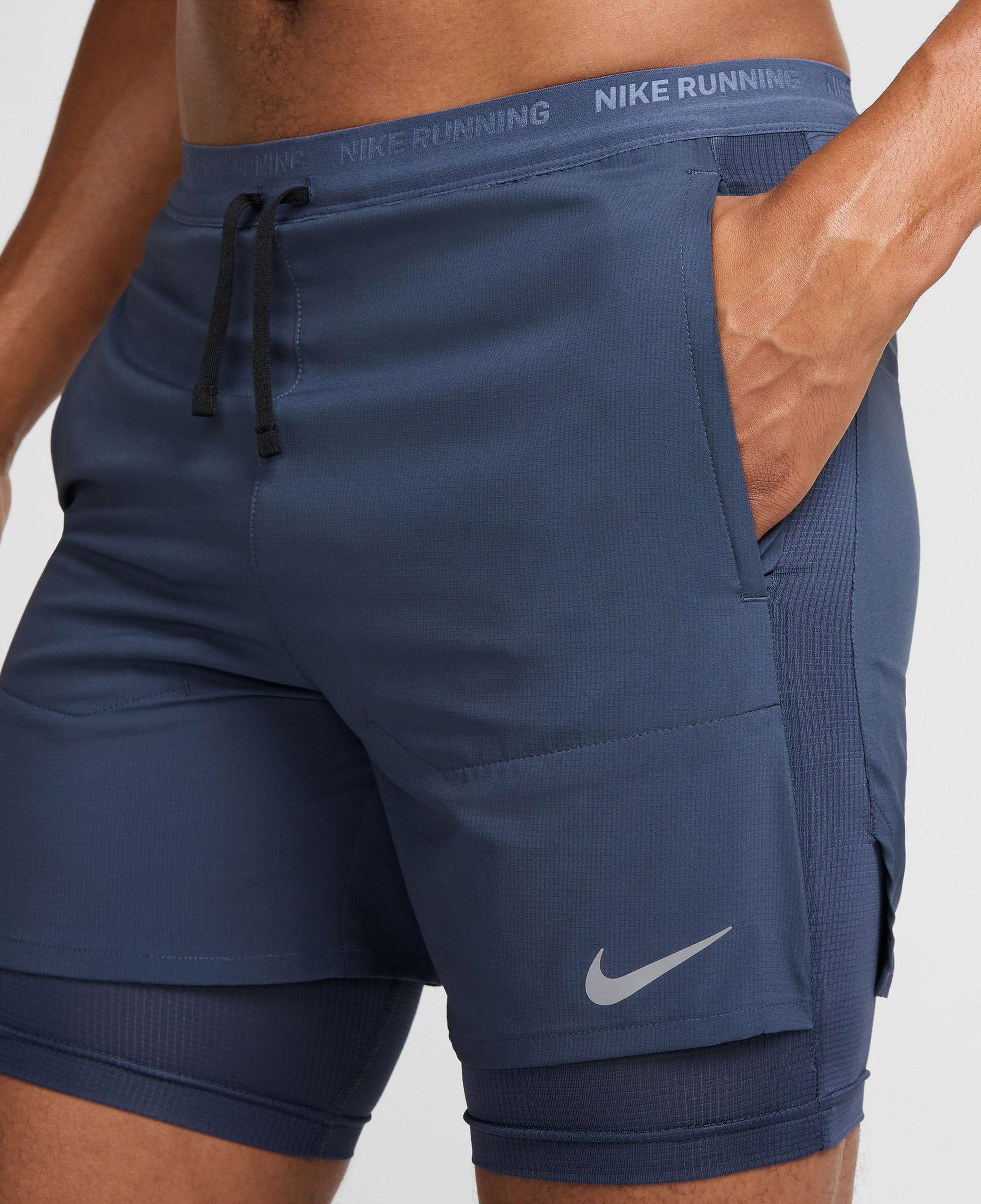 Nike Dri-Fit Stride 13 cm Hybrid Erkek Mavi Şort