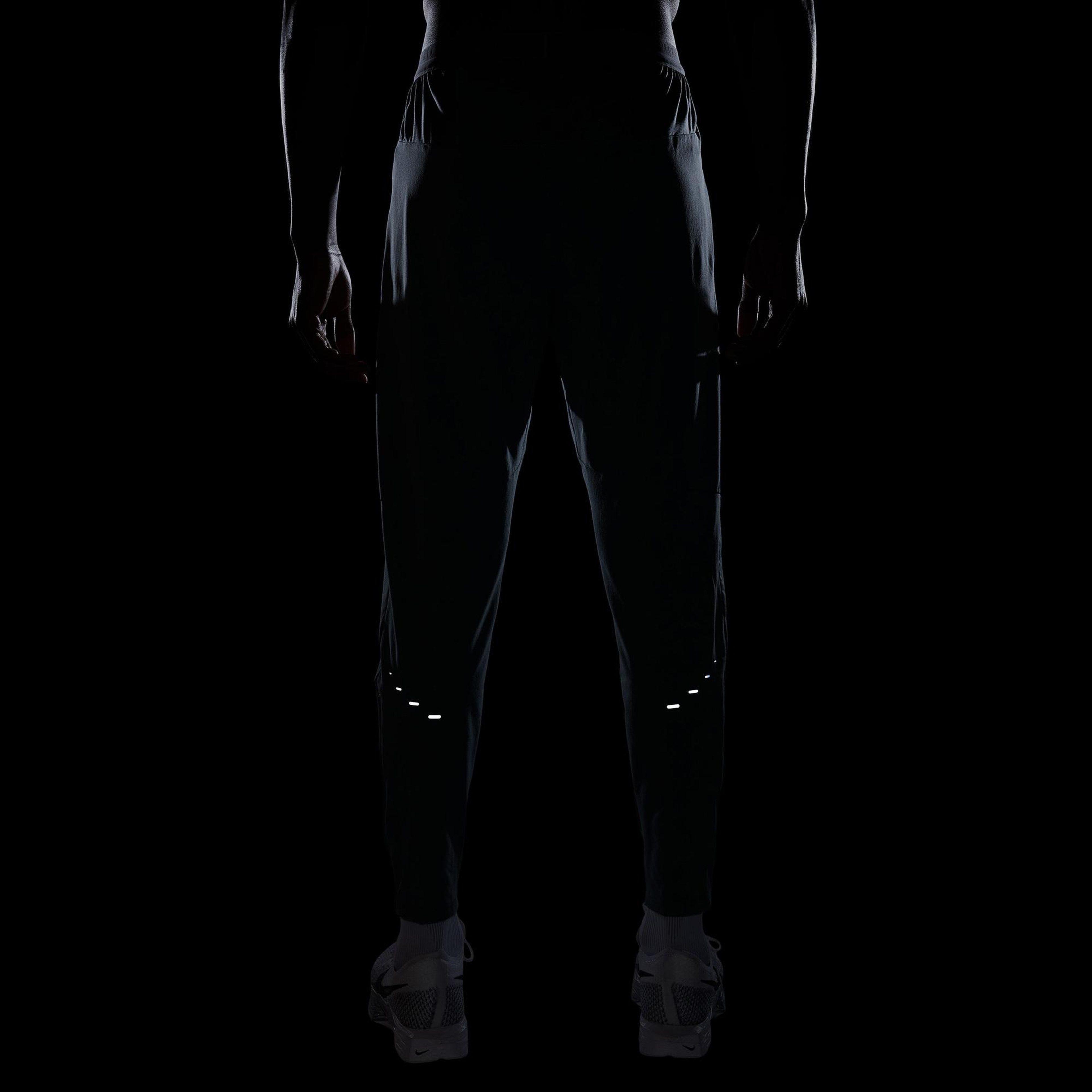 Nike Dri-Fit Stride Woven Erkek Gri Eşofman Altı