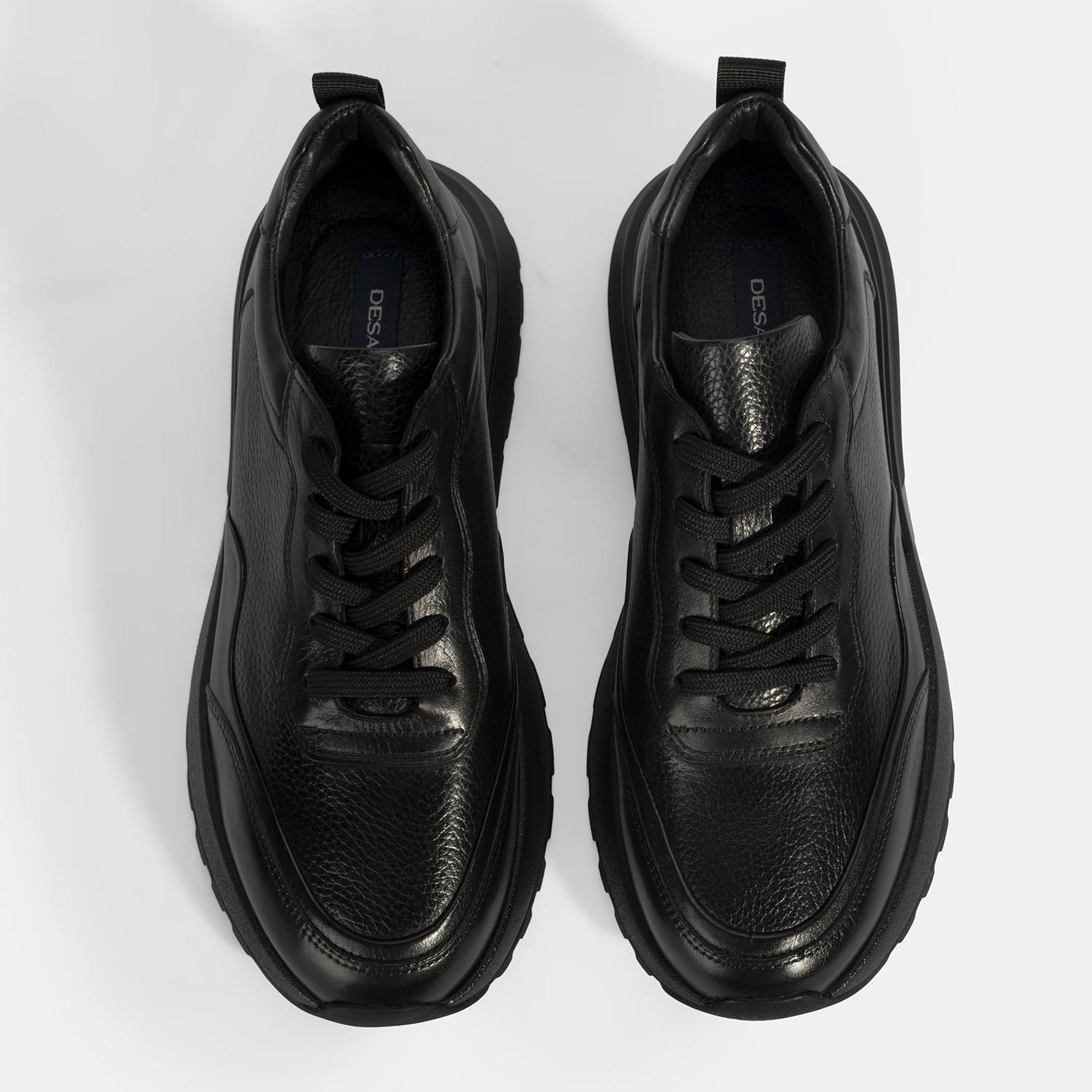 Erkek Siyah Bağcıklı Kalın Tabanlı Deri Sneaker