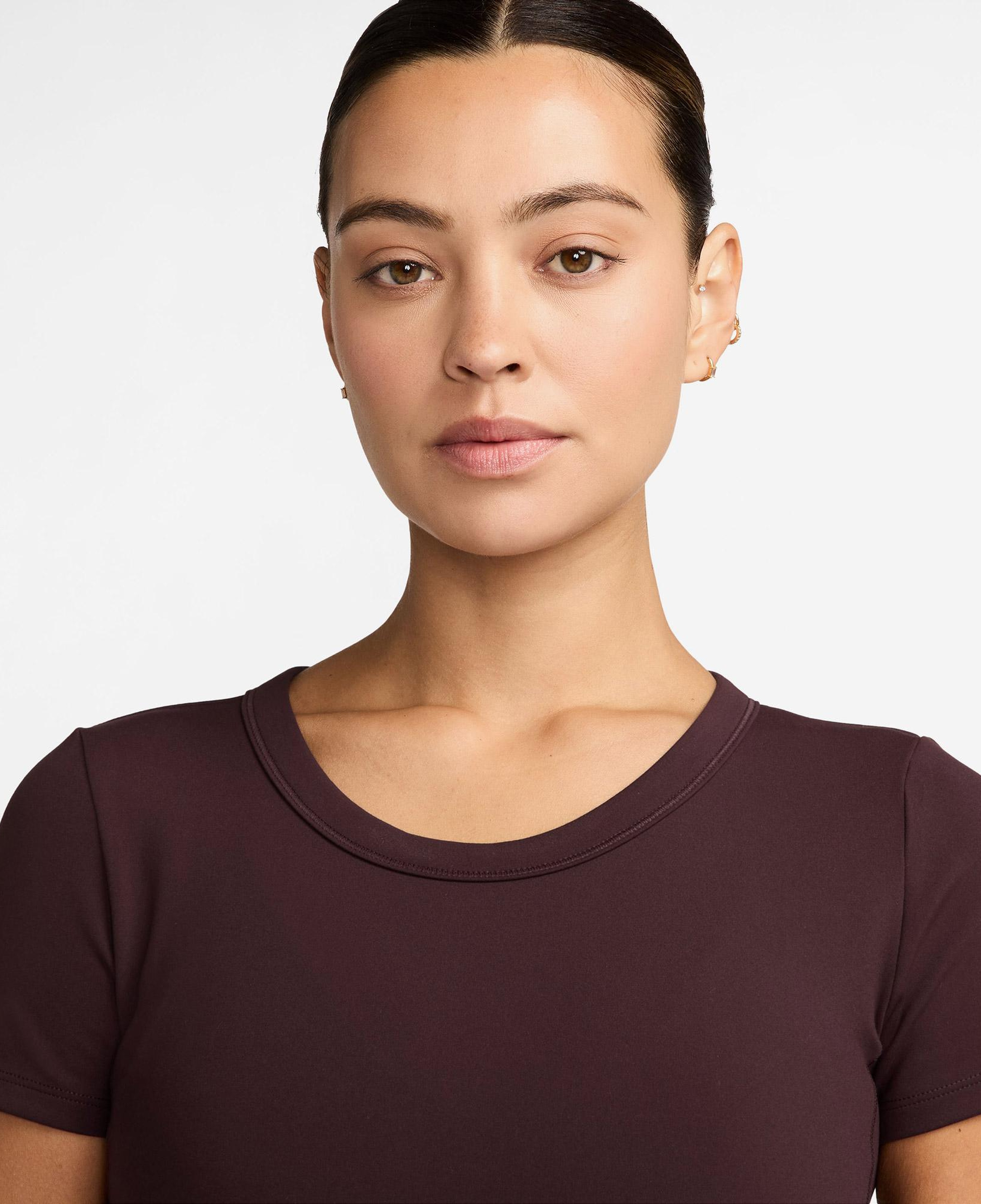 Nike One Fitted Dri-Fit Kadın Bordo Crop T-Shirt