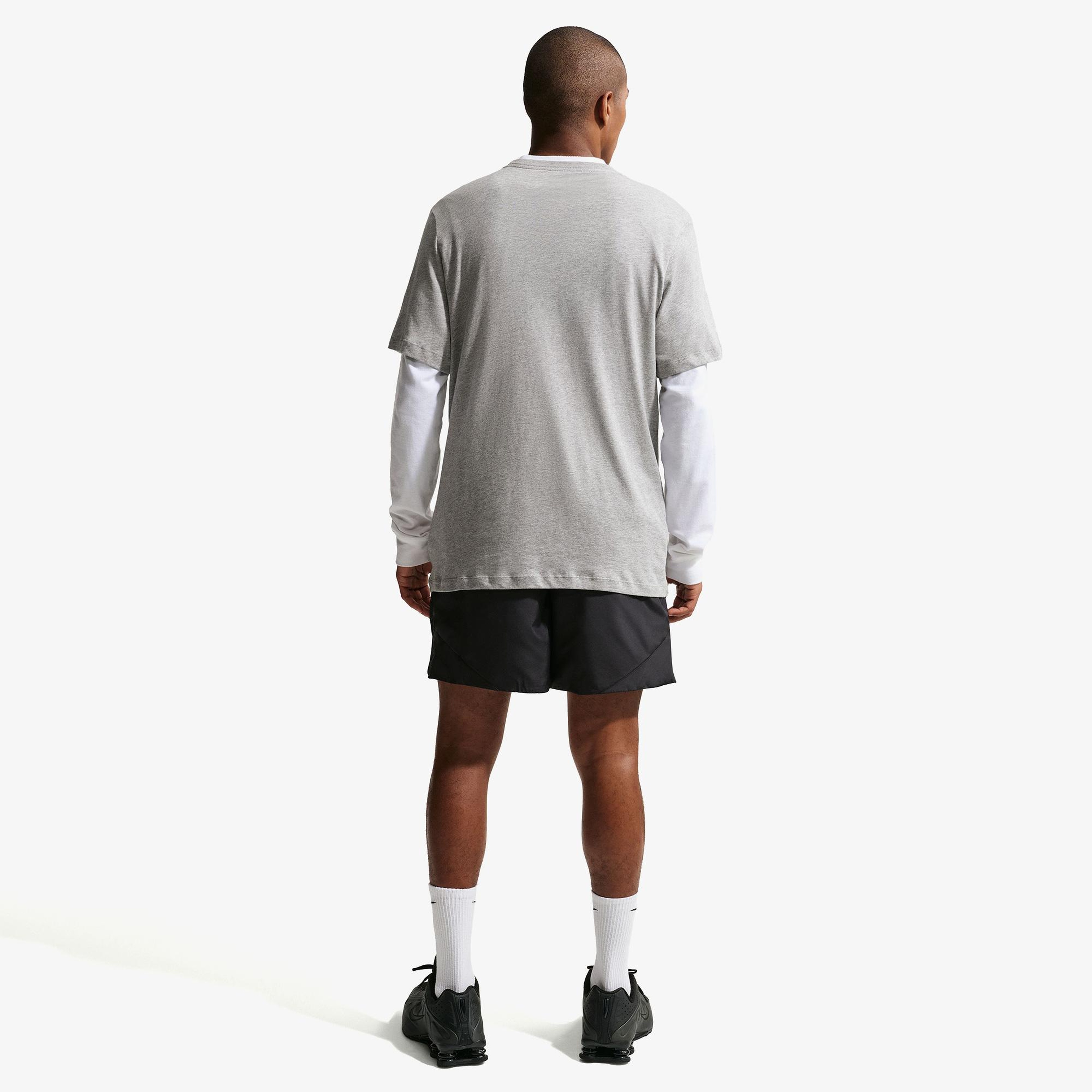 Nike Sportswear Celebrate Erkek Gri T-Shirt