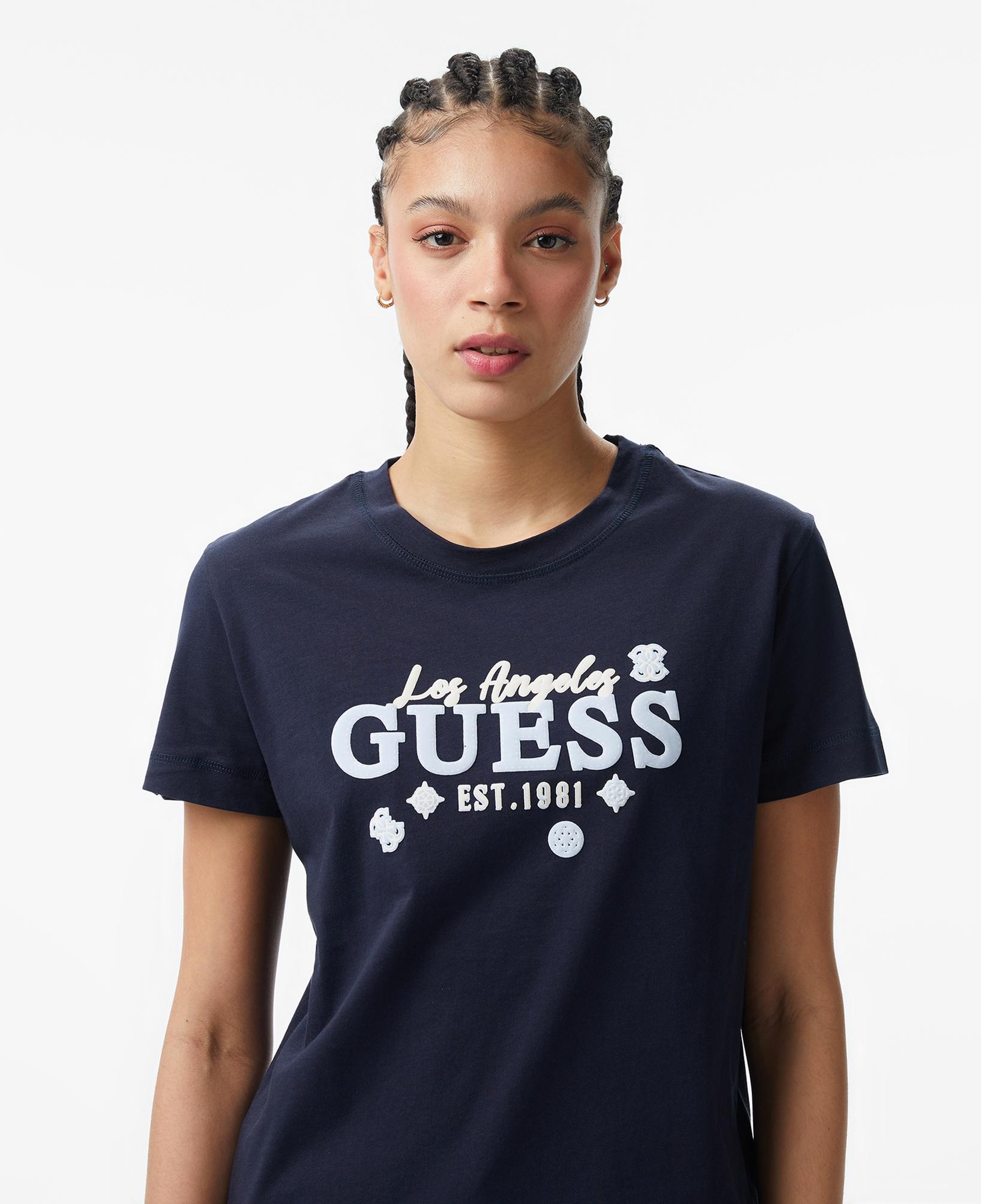 Guess Agnes Aktif Regular Fit Kadın Lacivert T-Shirt