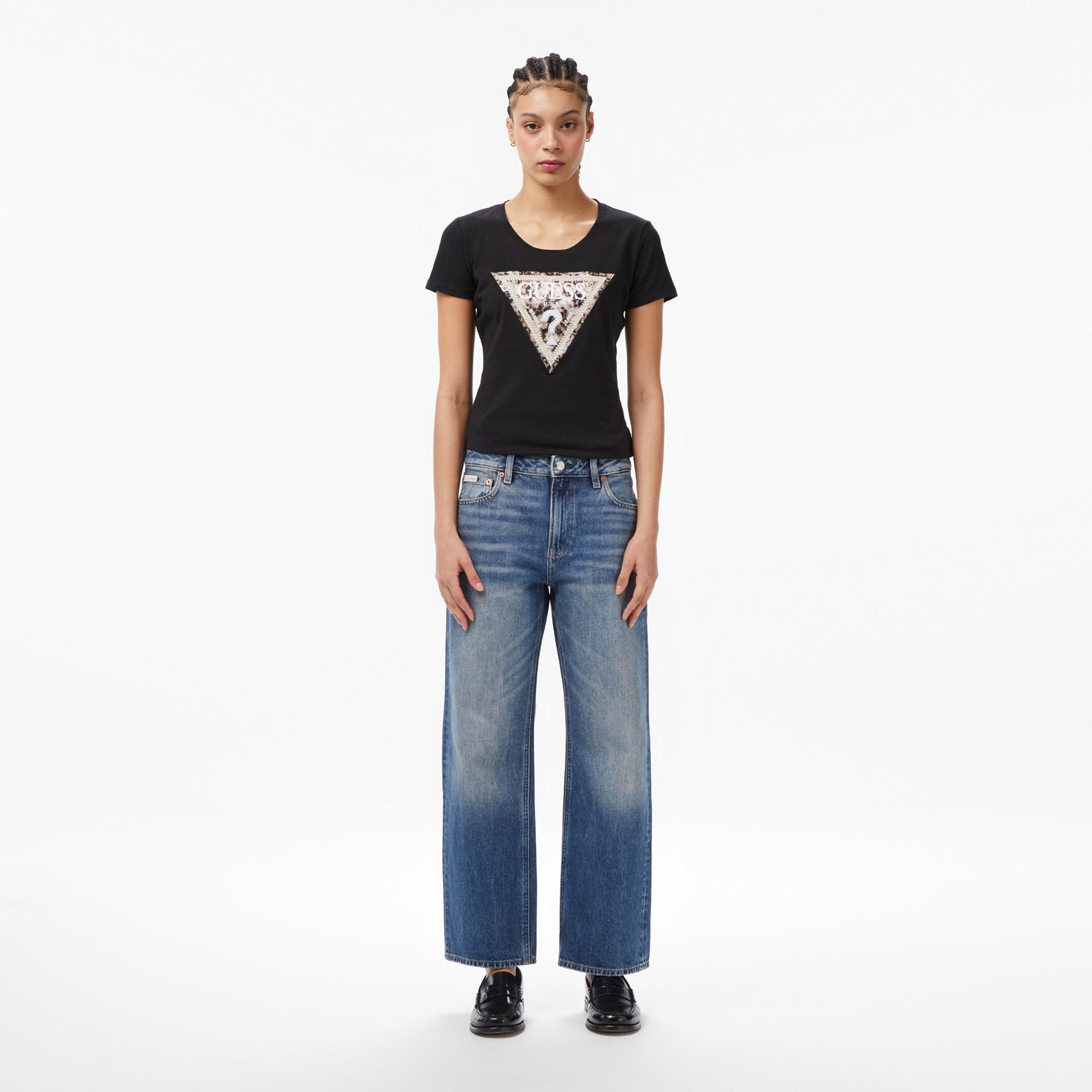 Guess Slim Fit Kadın Siyah T-Shirt