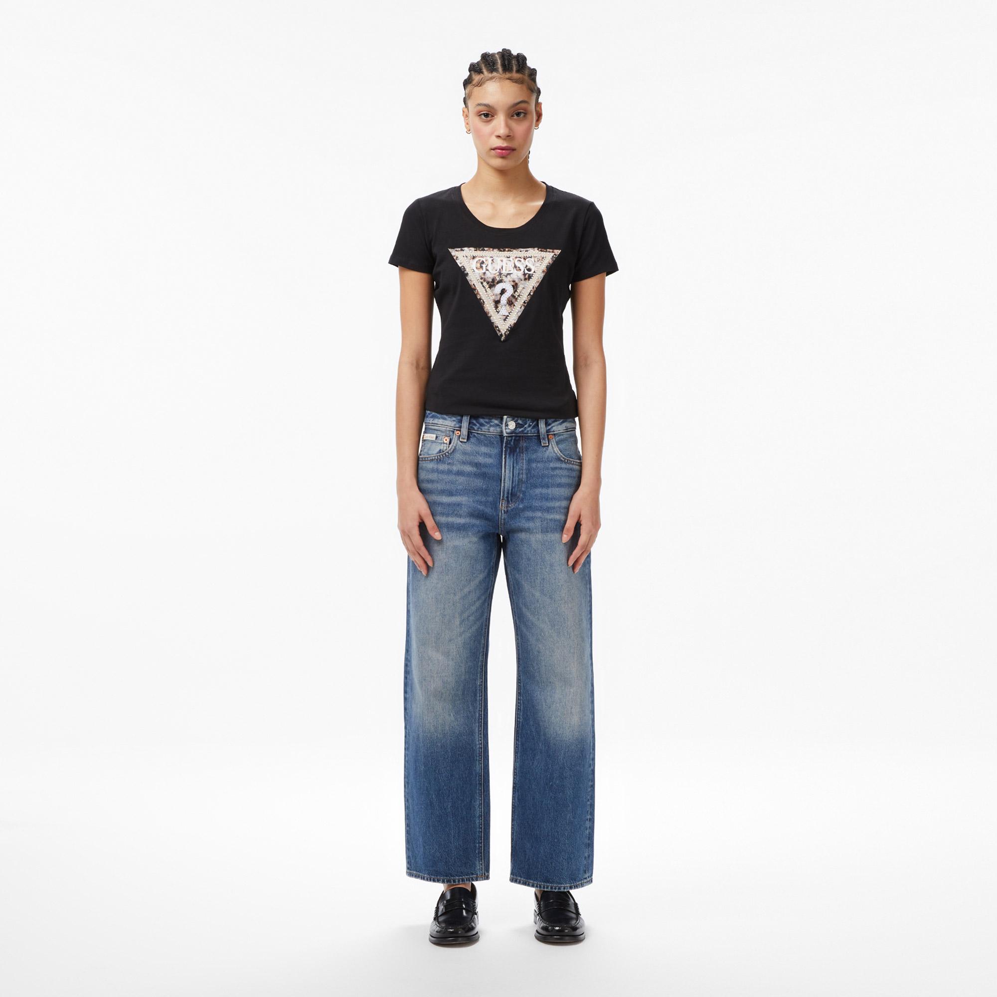 Guess Slim Fit Kadın Siyah T-Shirt