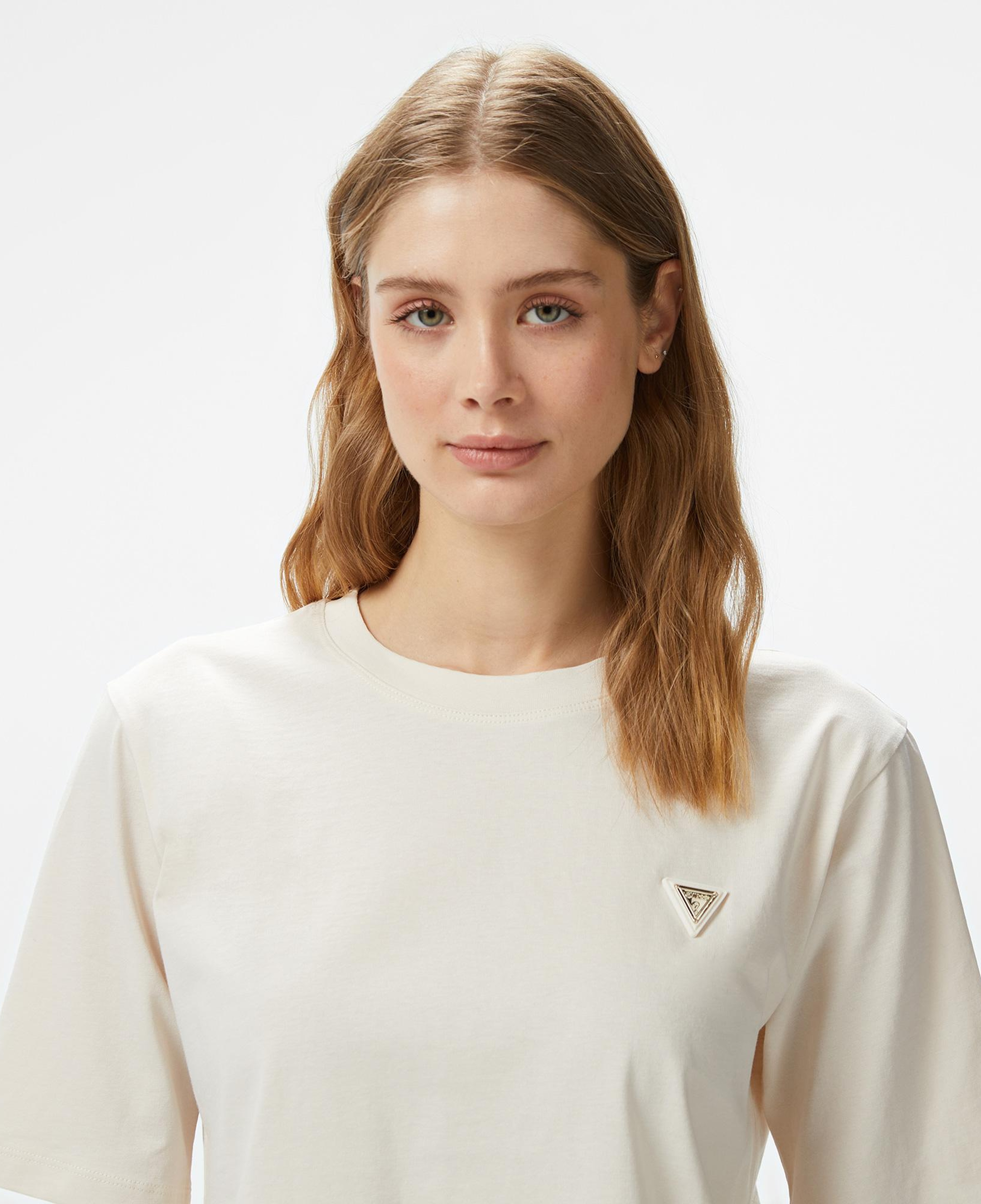 Guess Colette Boxy Mid Organic Stream Kadın Krem T-Shirt