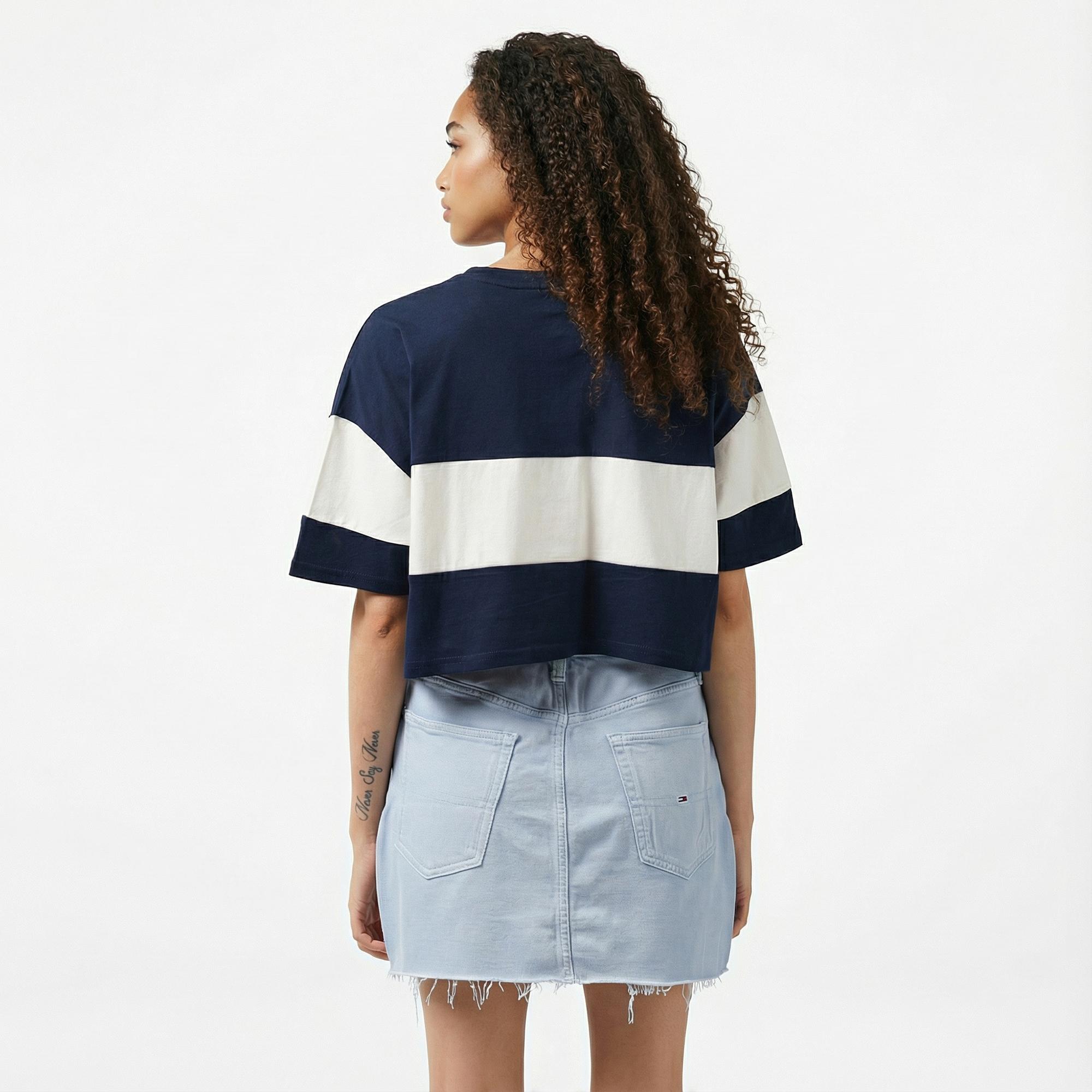 Tommy Hilfiger Badge Kadın Lacivert T-Shirt