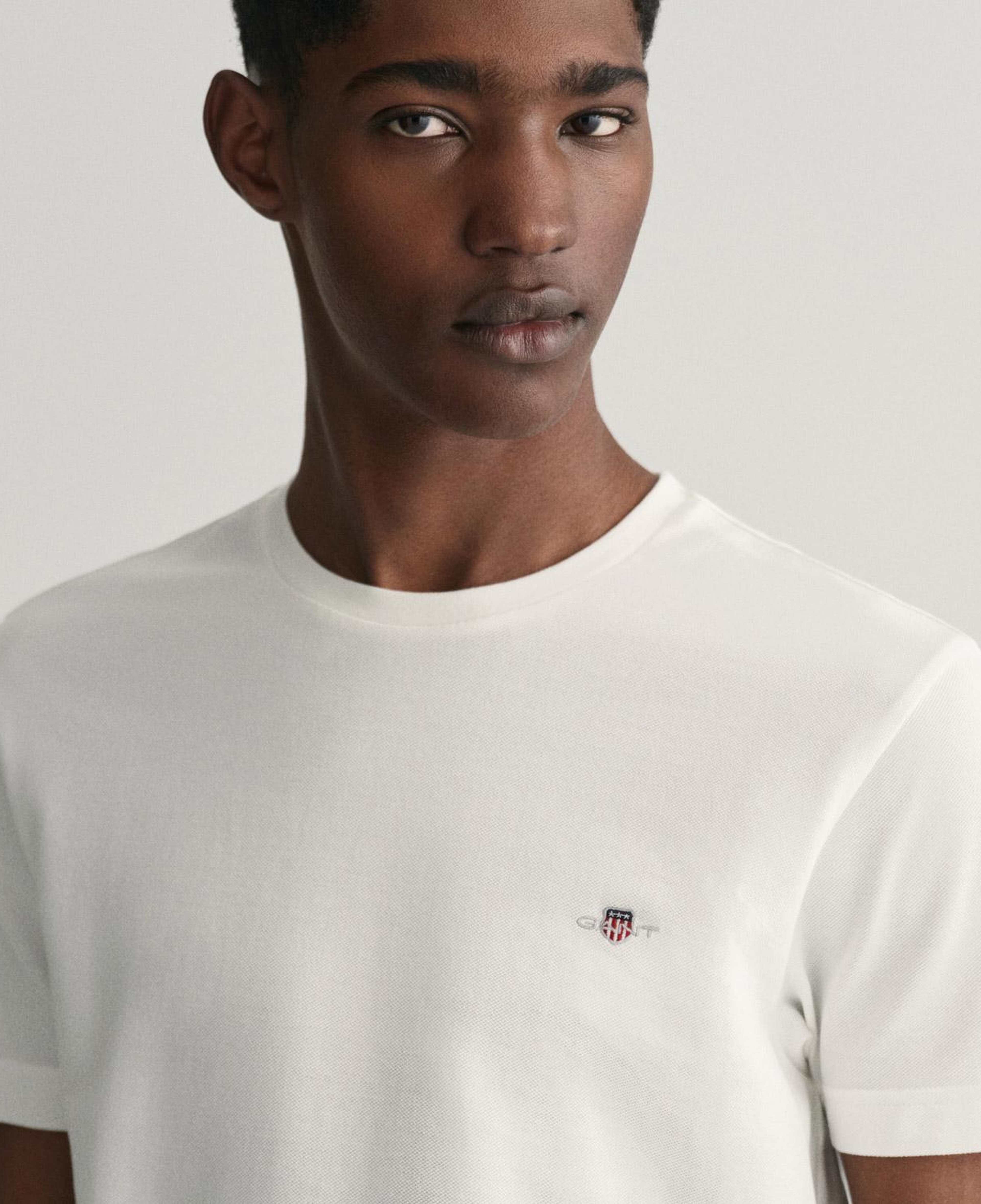 GANT Erkek Beyaz Slim Fit Bisiklet Yaka T-Shirt