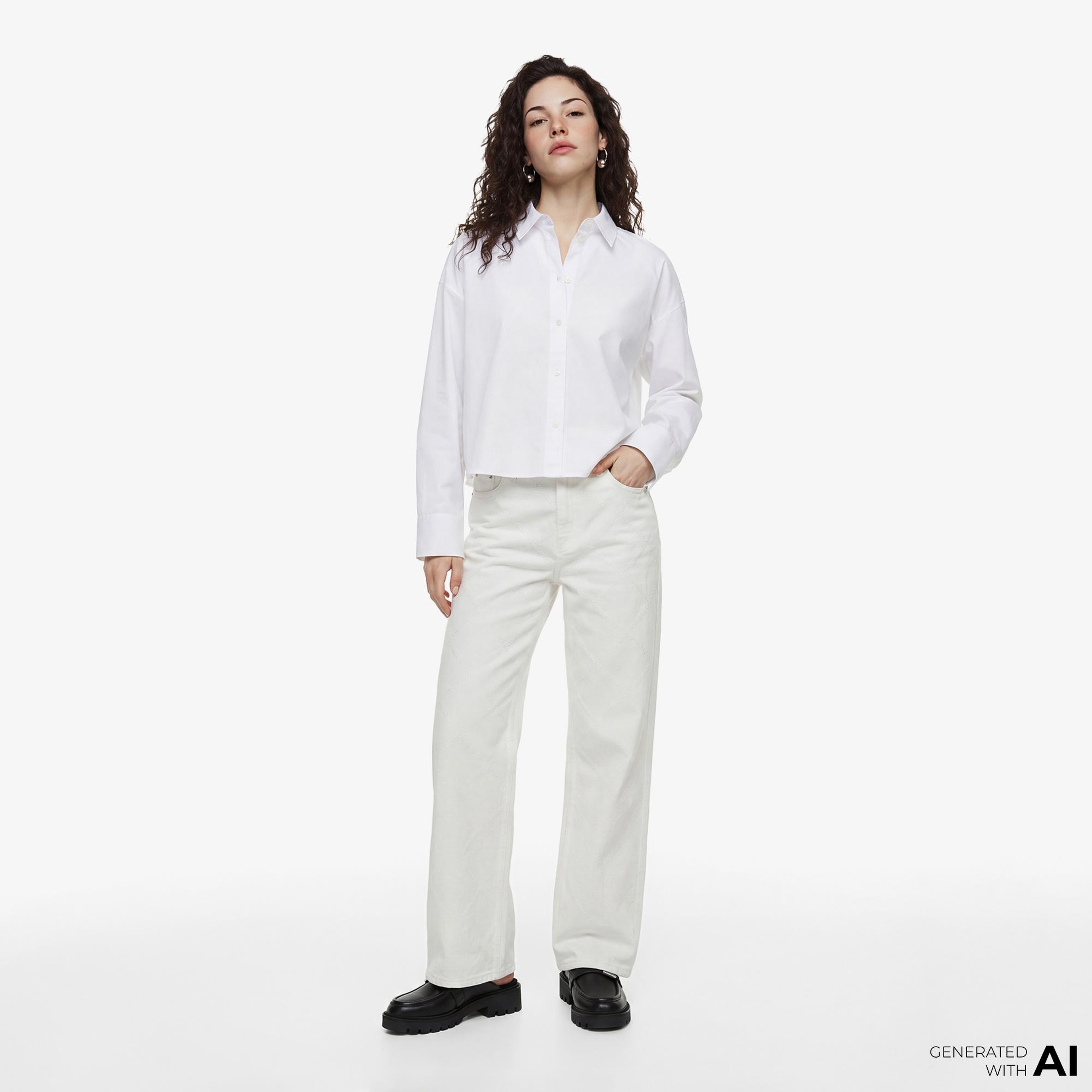 Calvin Klein Solid Boxy Cropped Kadın Beyaz Gömlek