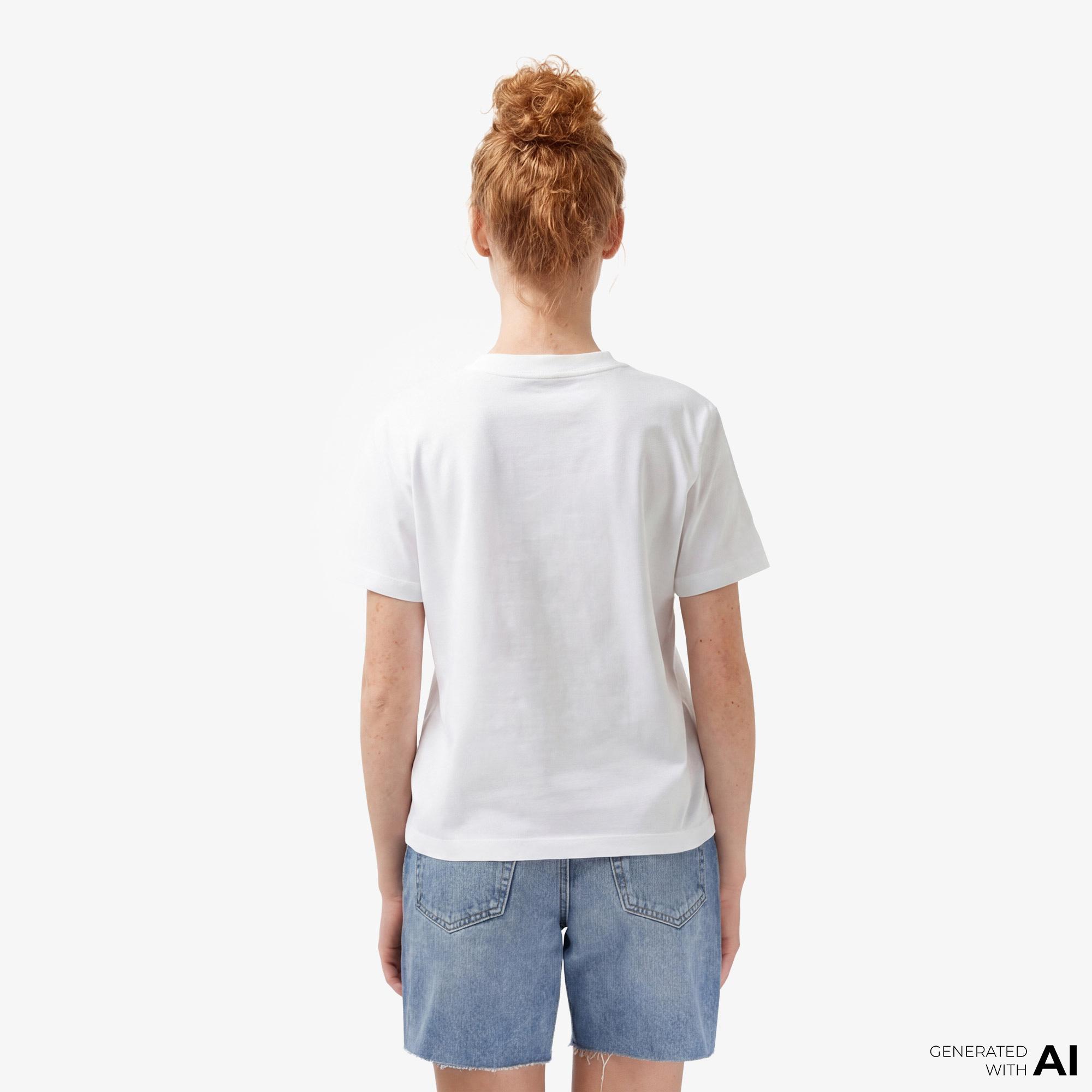 Calvin Klein Hero Classic Monologo Kadın Beyaz T-Shirt