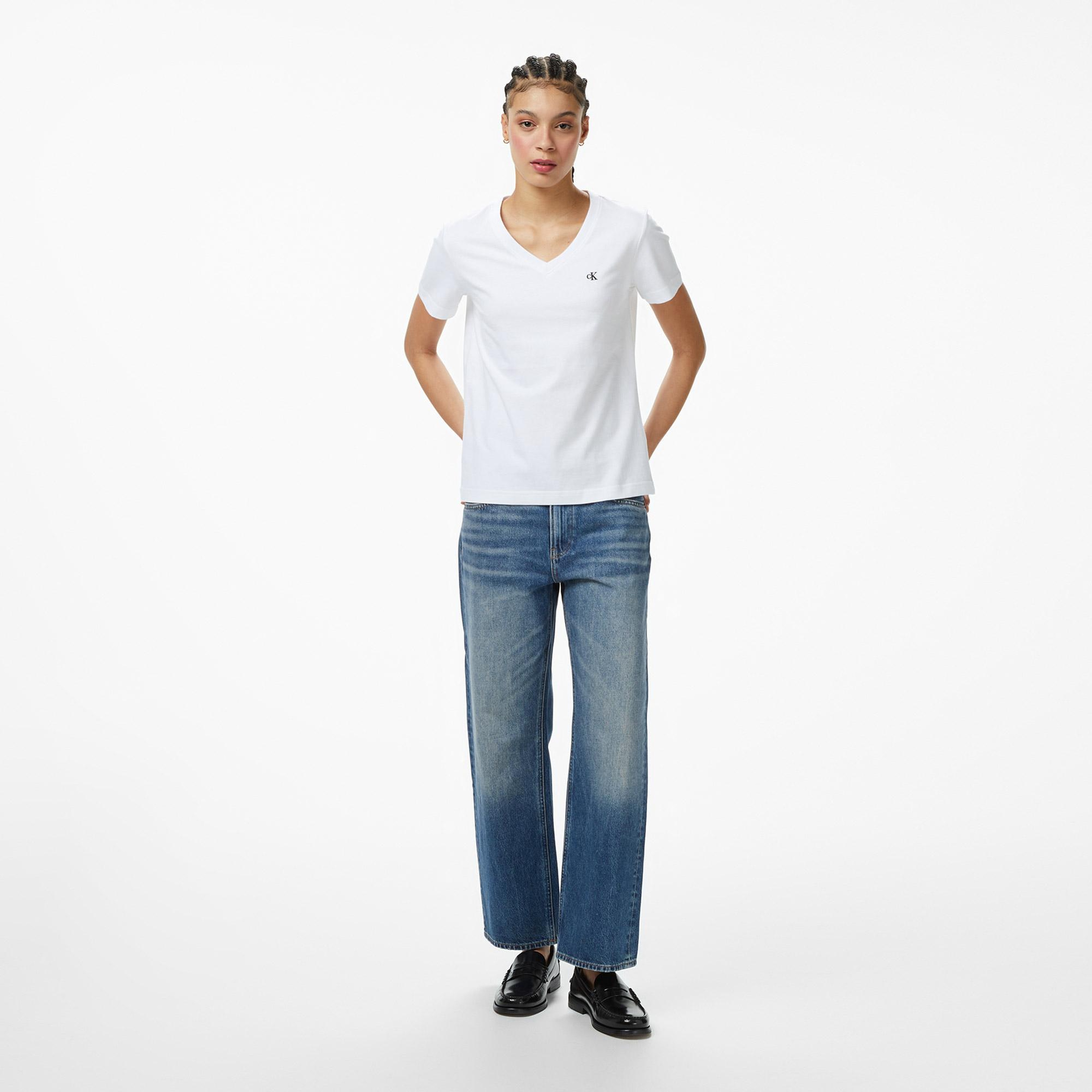 Calvin Klein Monogram Kadın Beyaz T-Shirt