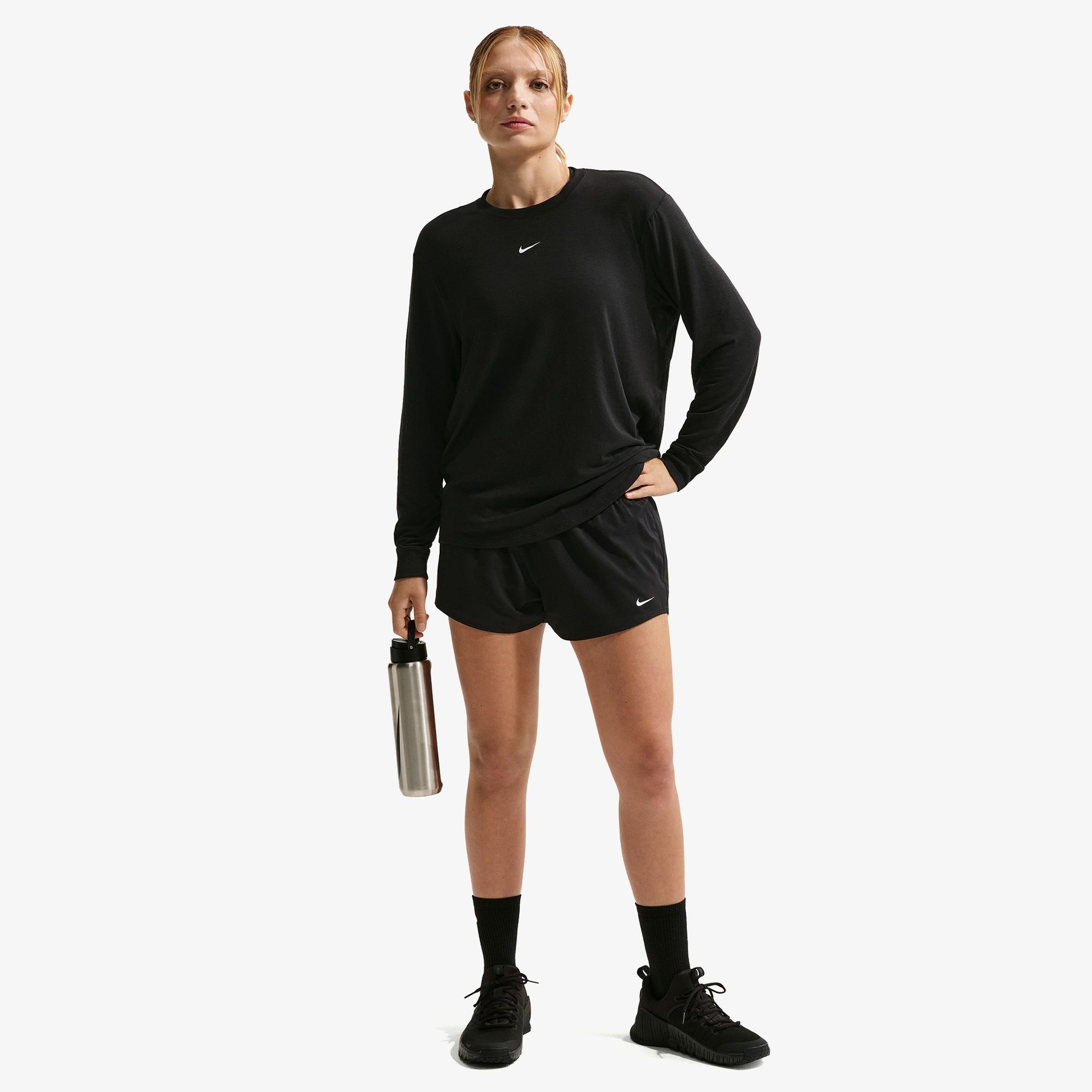 Nike Dri-Fit One 8 cm Kadın Siyah Şort