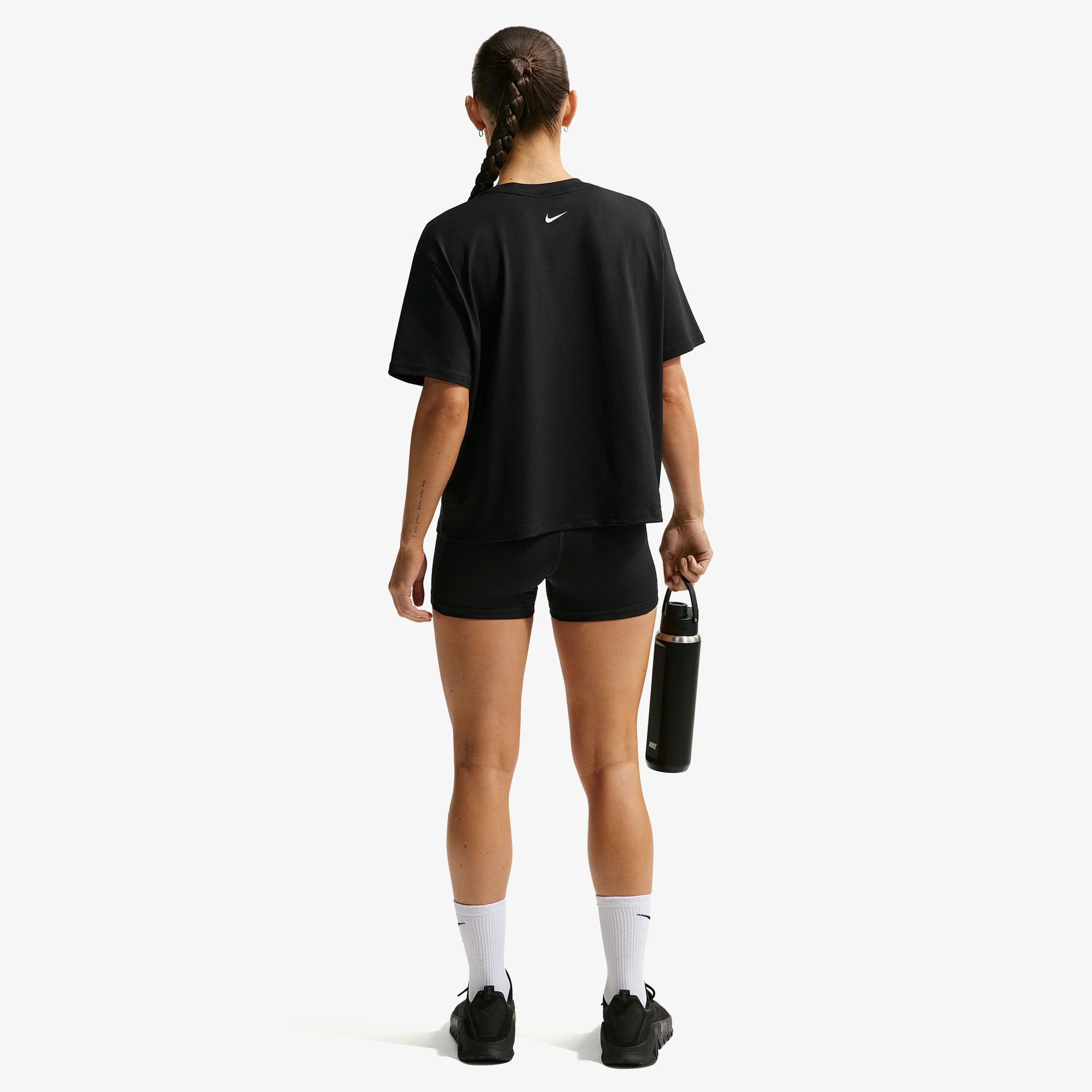 Nike Pro Dri-Fit 365 8 cm Kadın Siyah Kısa Tayt