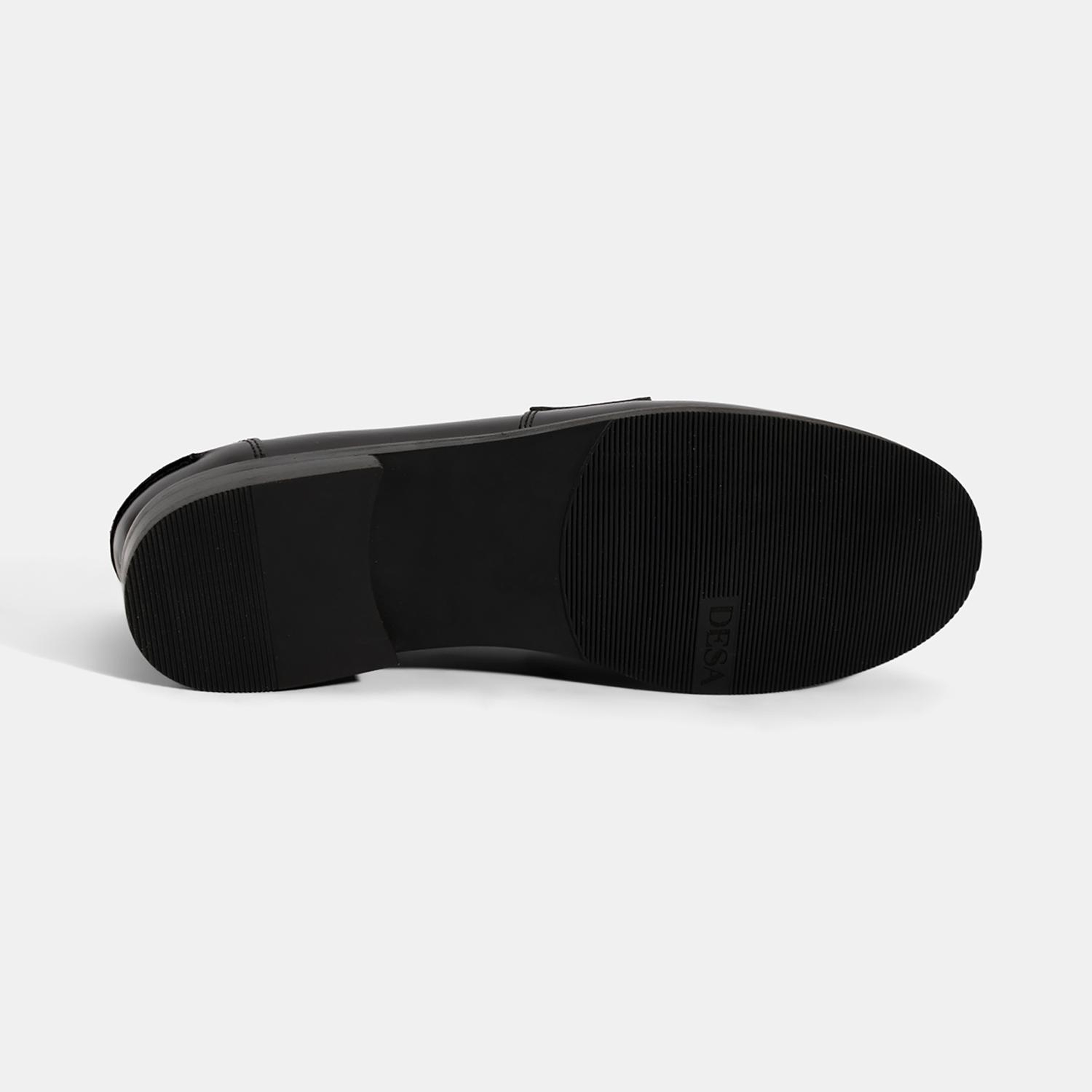 Kadın Siyah Metal Toka Detaylı Deri Loafer
