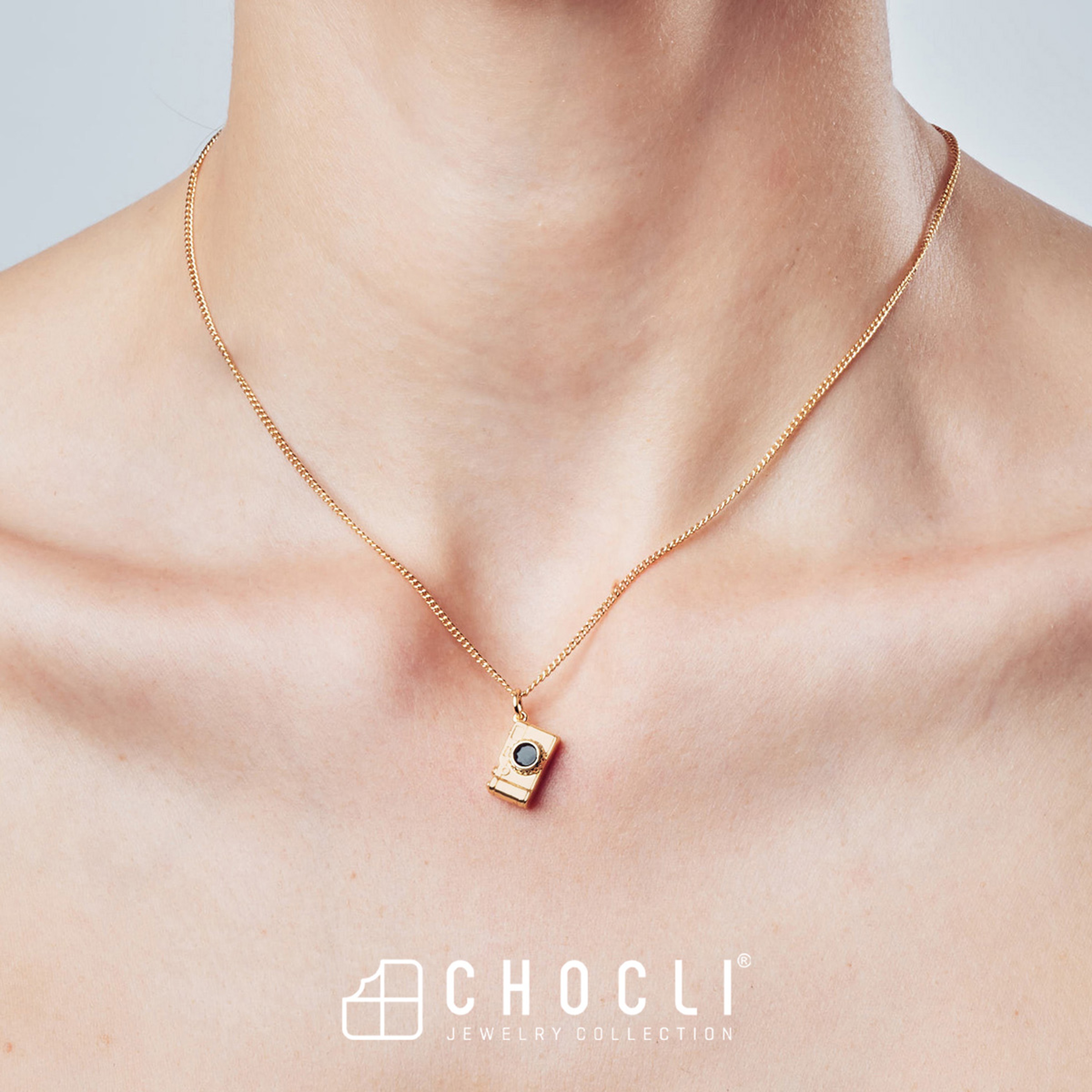Chocli 18 Ayar Altın Kaplama Fotoğraf Makinası Kolye