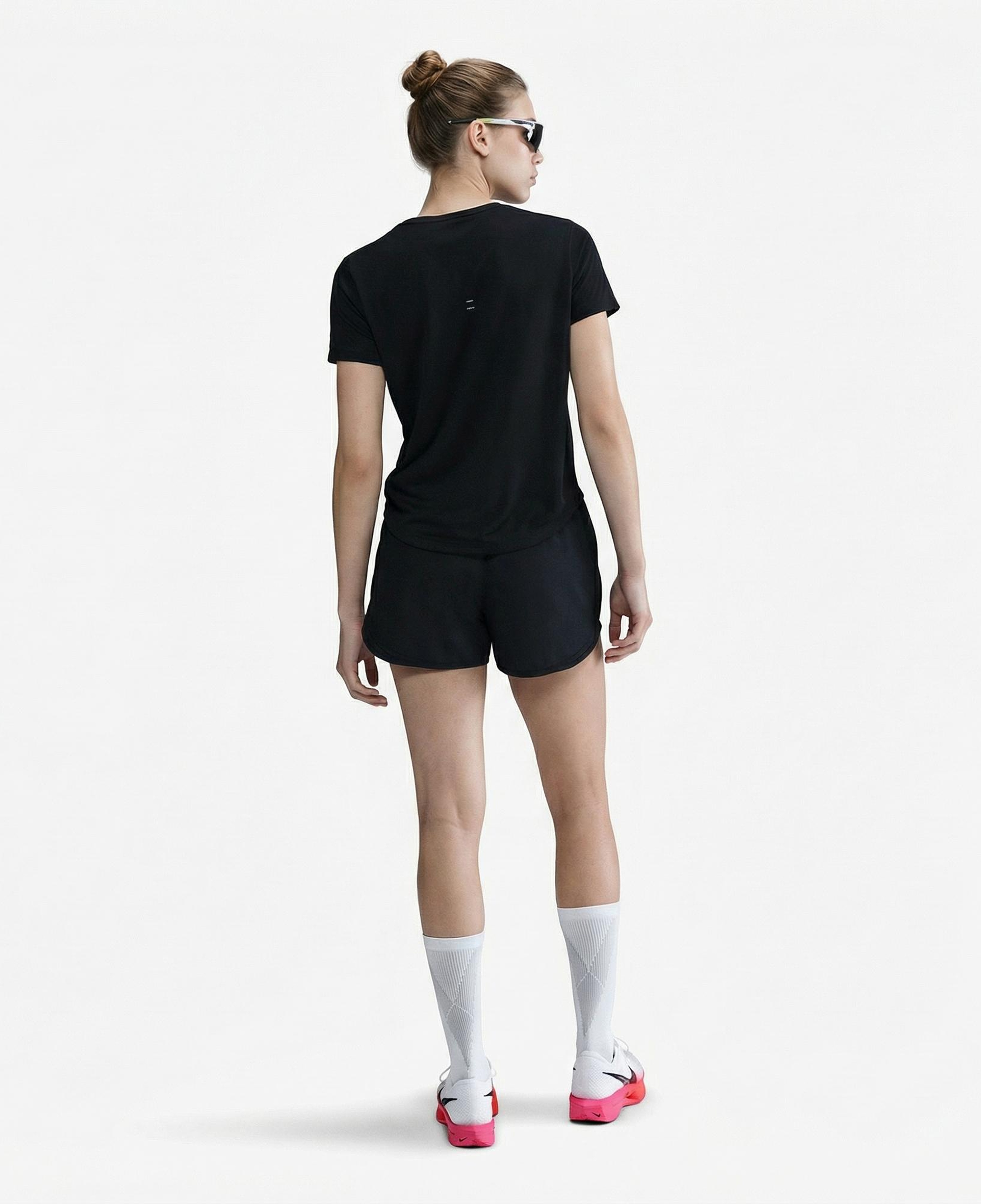 Nike Tempo Dri-Fit Kadın Siyah T-Shirt