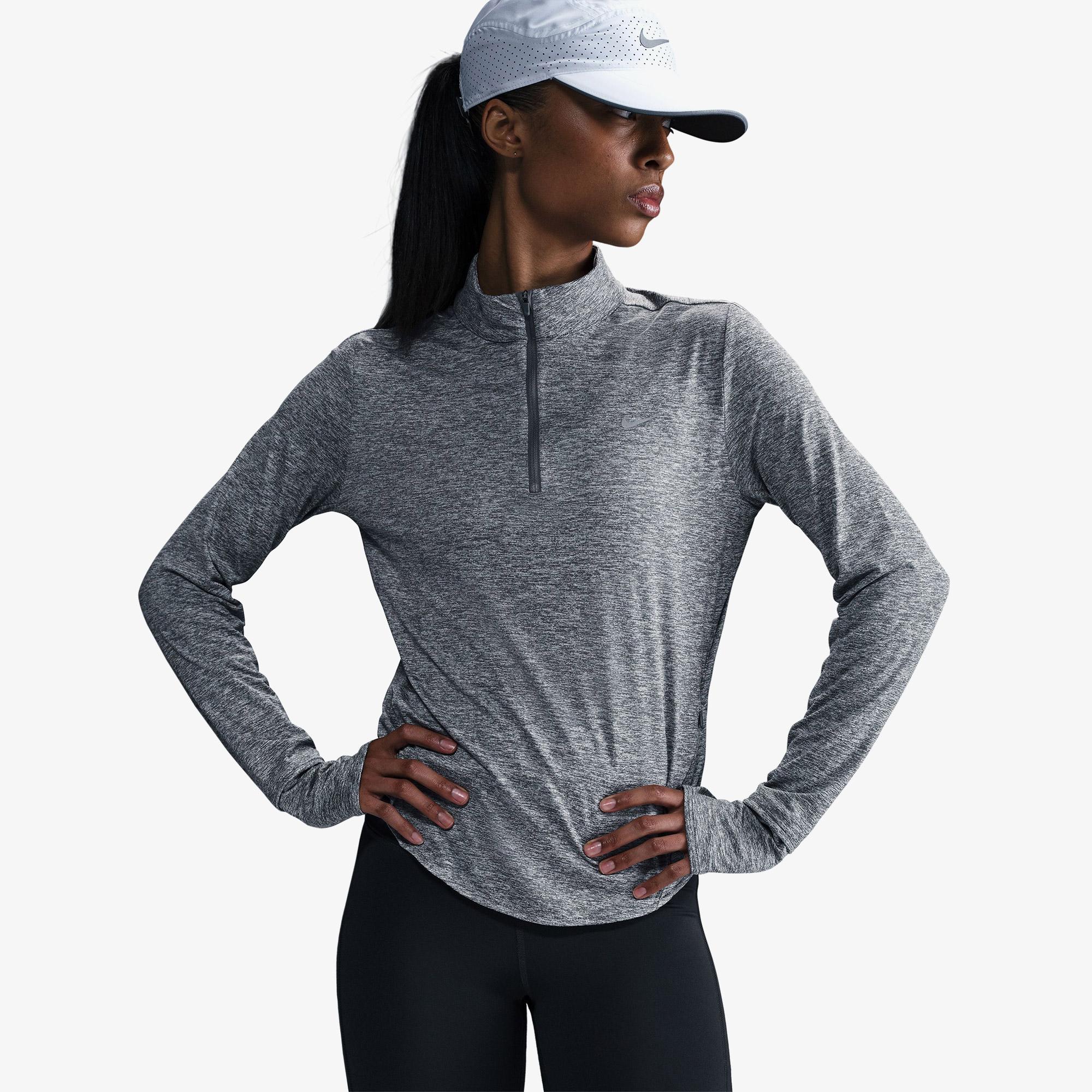 Nike Swift Dri-Fit Kadın Gri T-Shirt