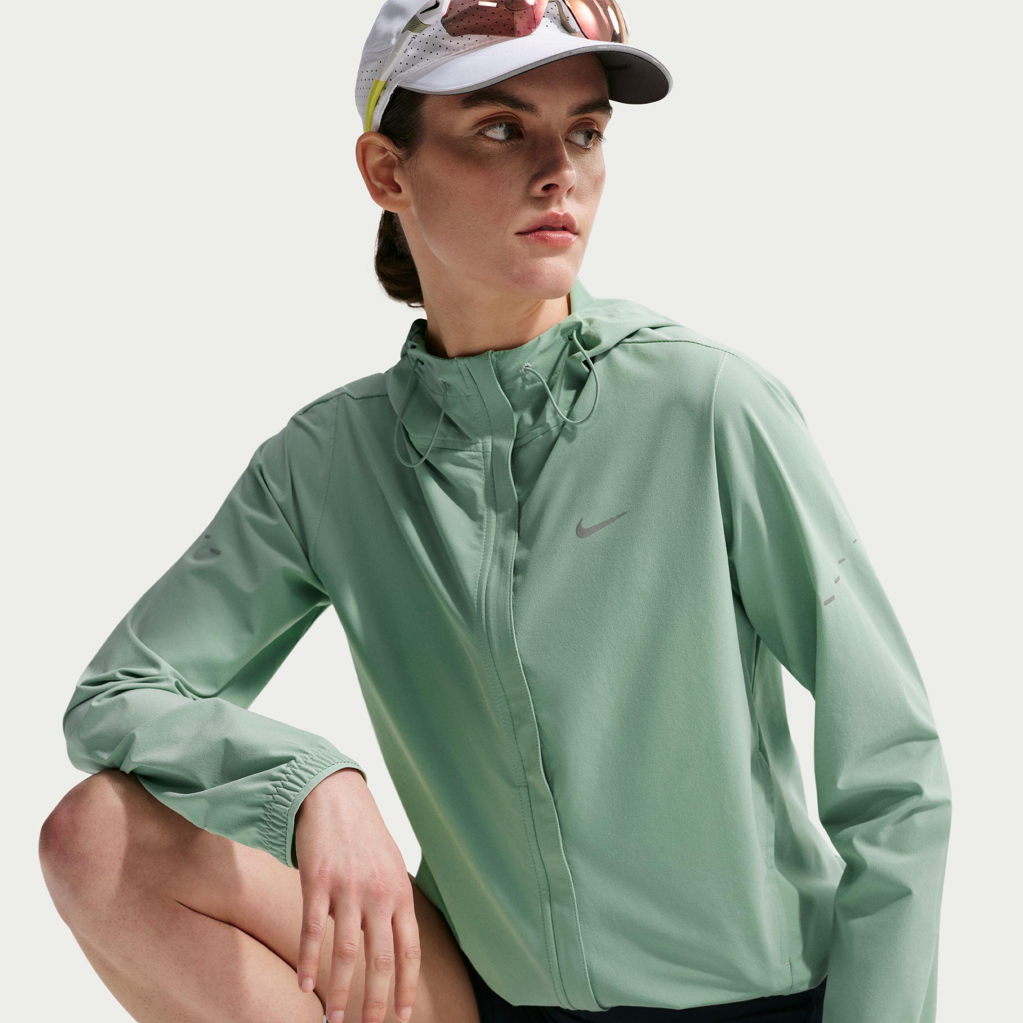 Nike Swift Repel Kadın Yeşil Ceket