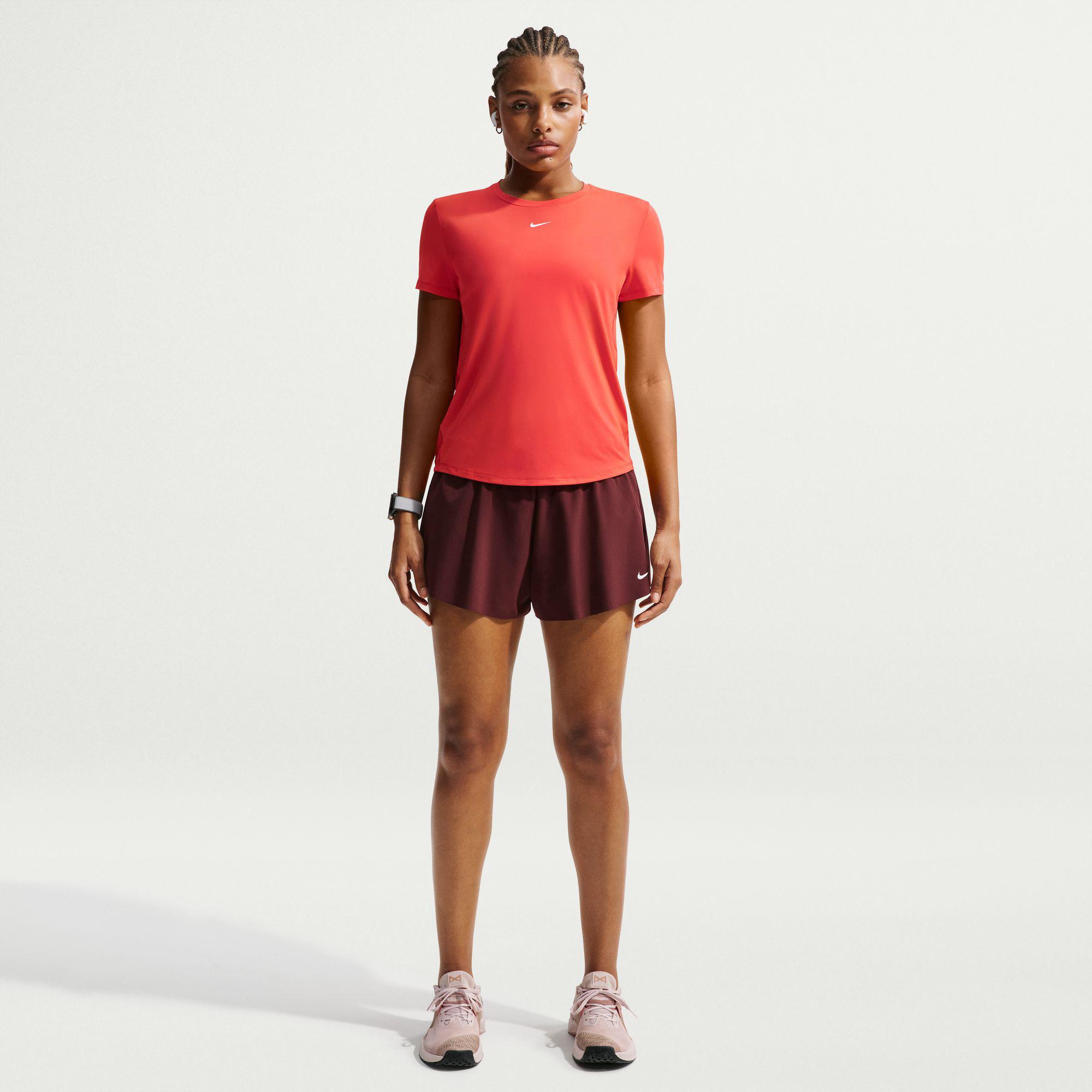Nike One Classic Dri-Fit Kadın Kırmızı T-Shirt