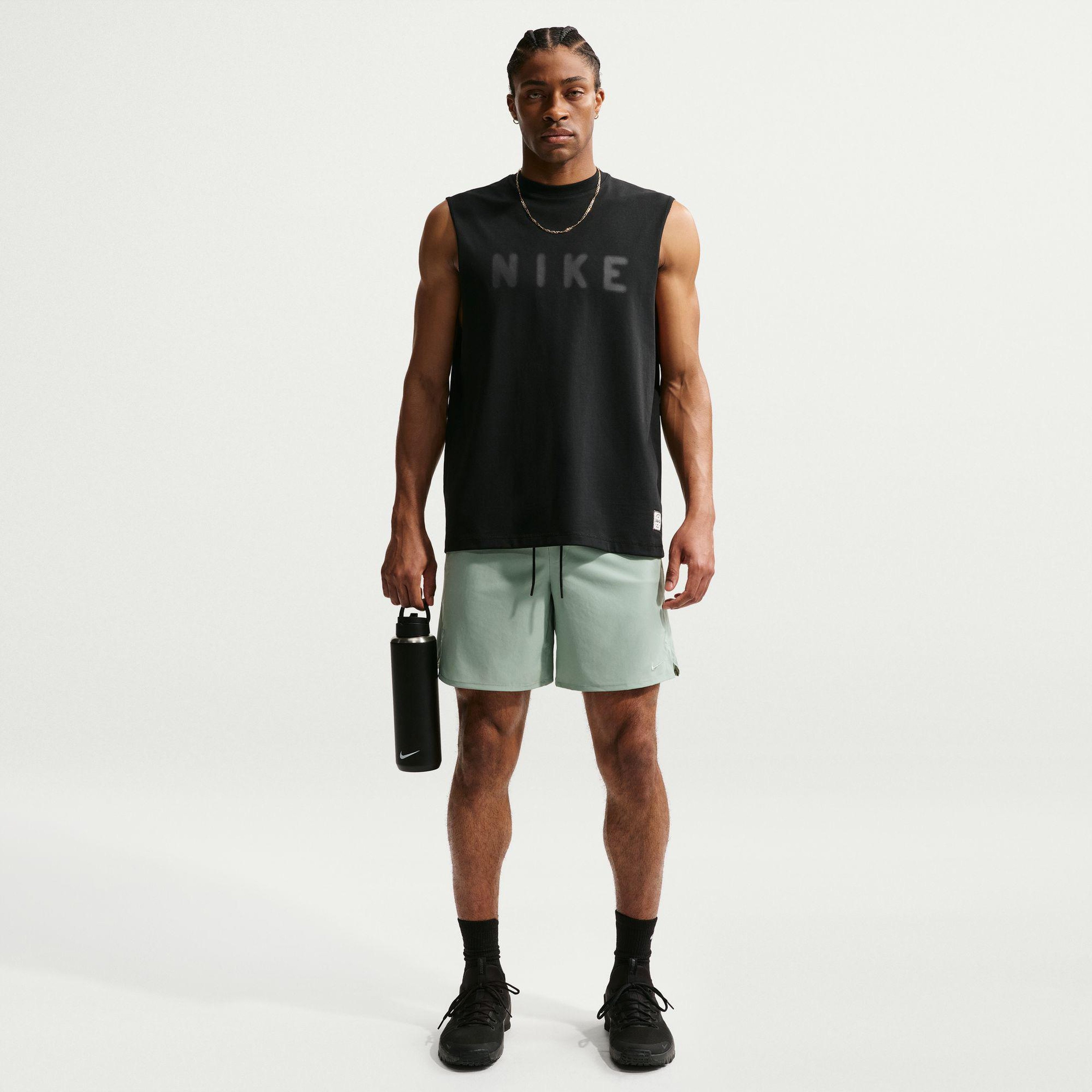 Nike Dri-Fit 18 cm Astarsız Unlimited Woven Erkek Yeşil Şort