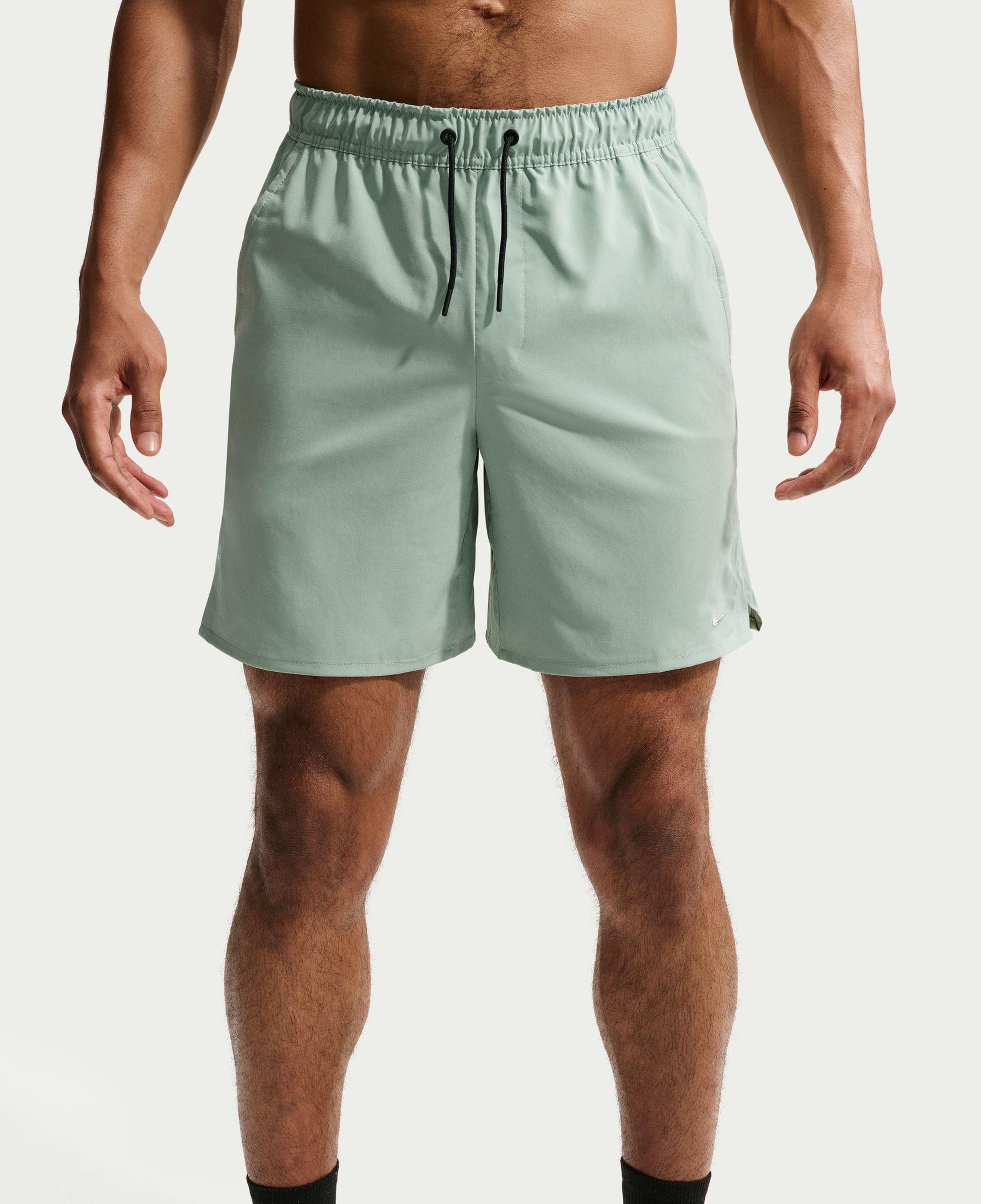 Nike Dri-Fit 18 cm Astarsız Unlimited Woven Erkek Yeşil Şort