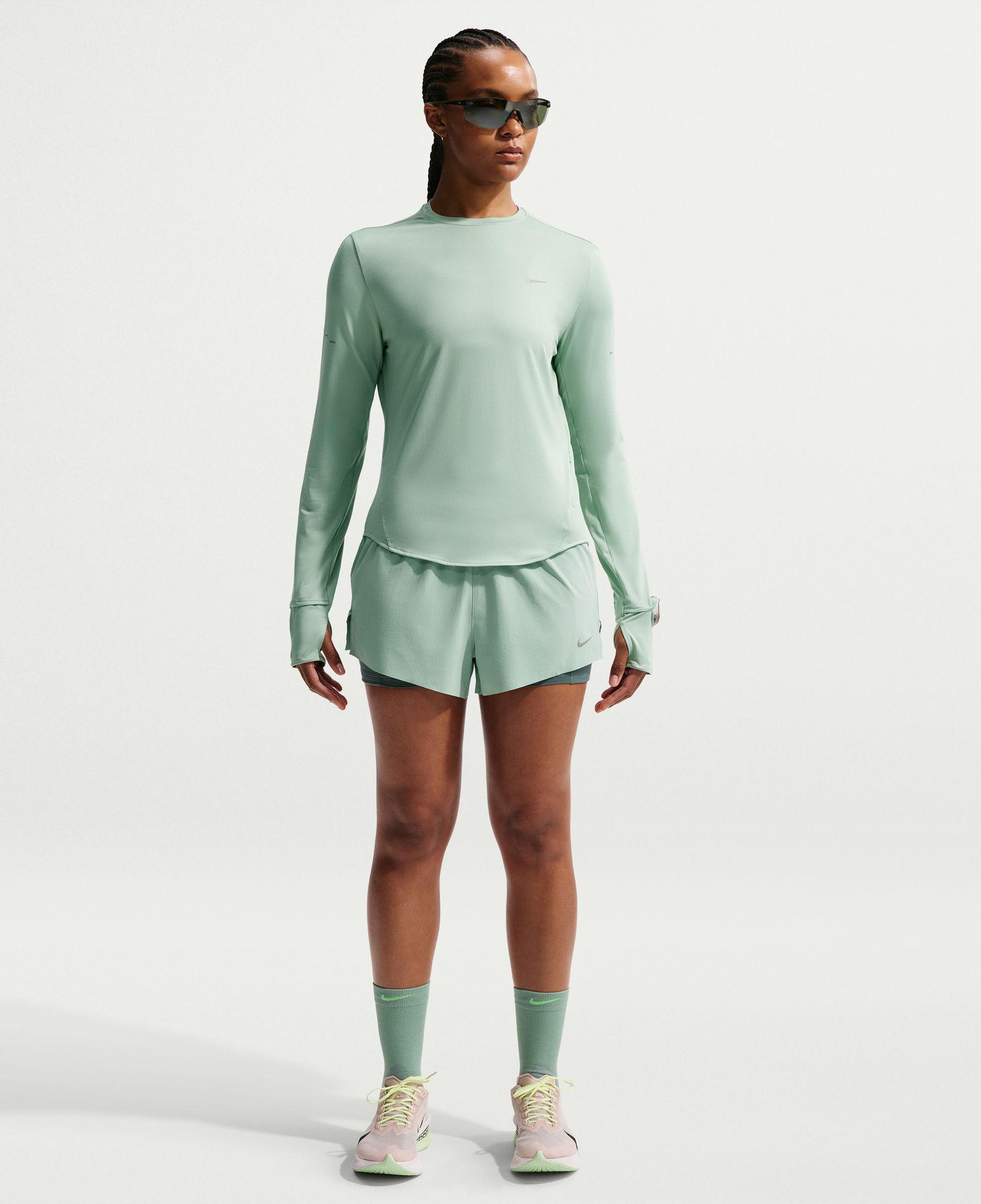 Nike Swift Dri-Fit Kadın Yeşil Uzun Kollu T-Shirt