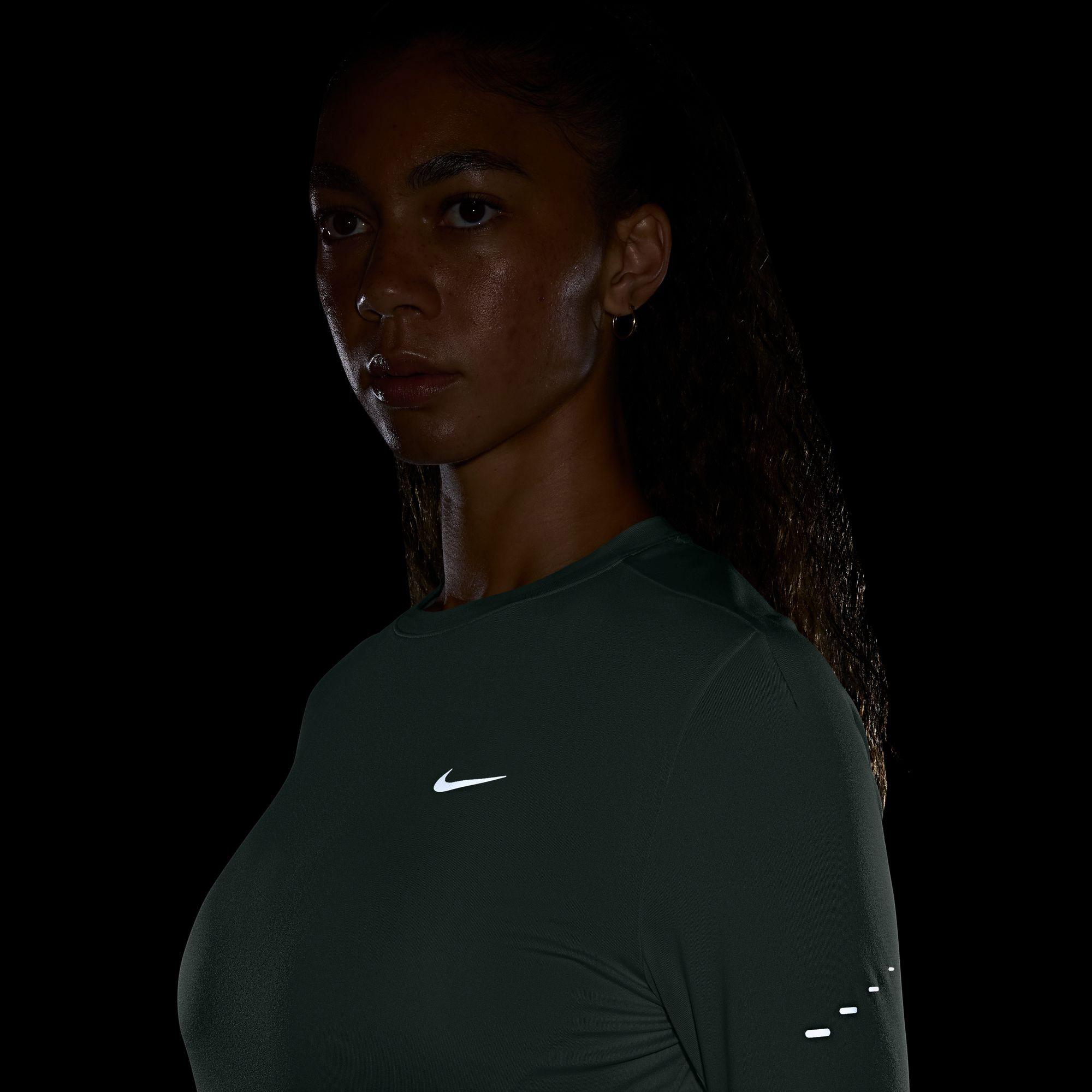 Nike Swift Dri-Fit Kadın Yeşil Uzun Kollu T-Shirt