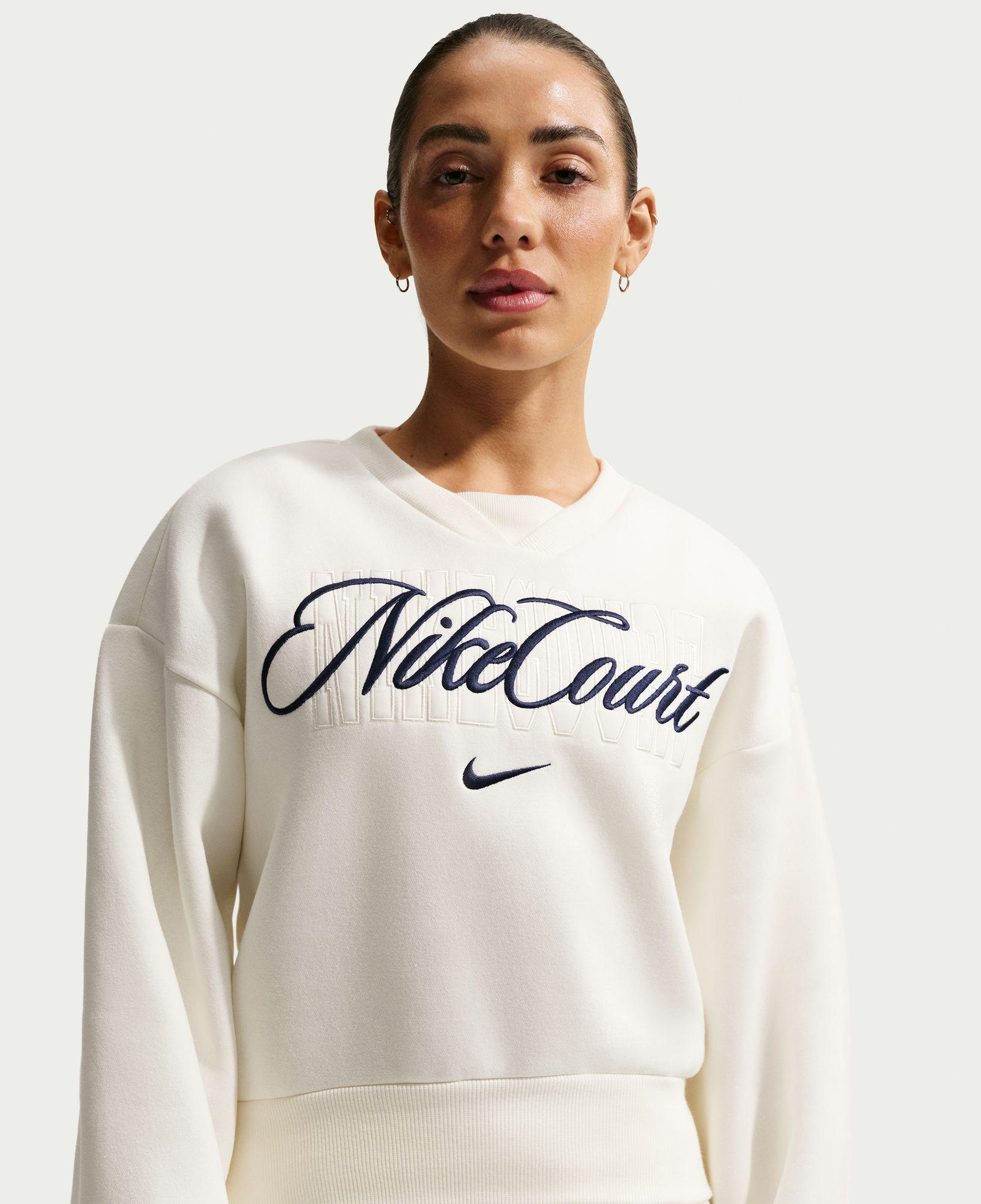 Nike Court Collection Fleece Kadın Krem Rengi Sweatshırt