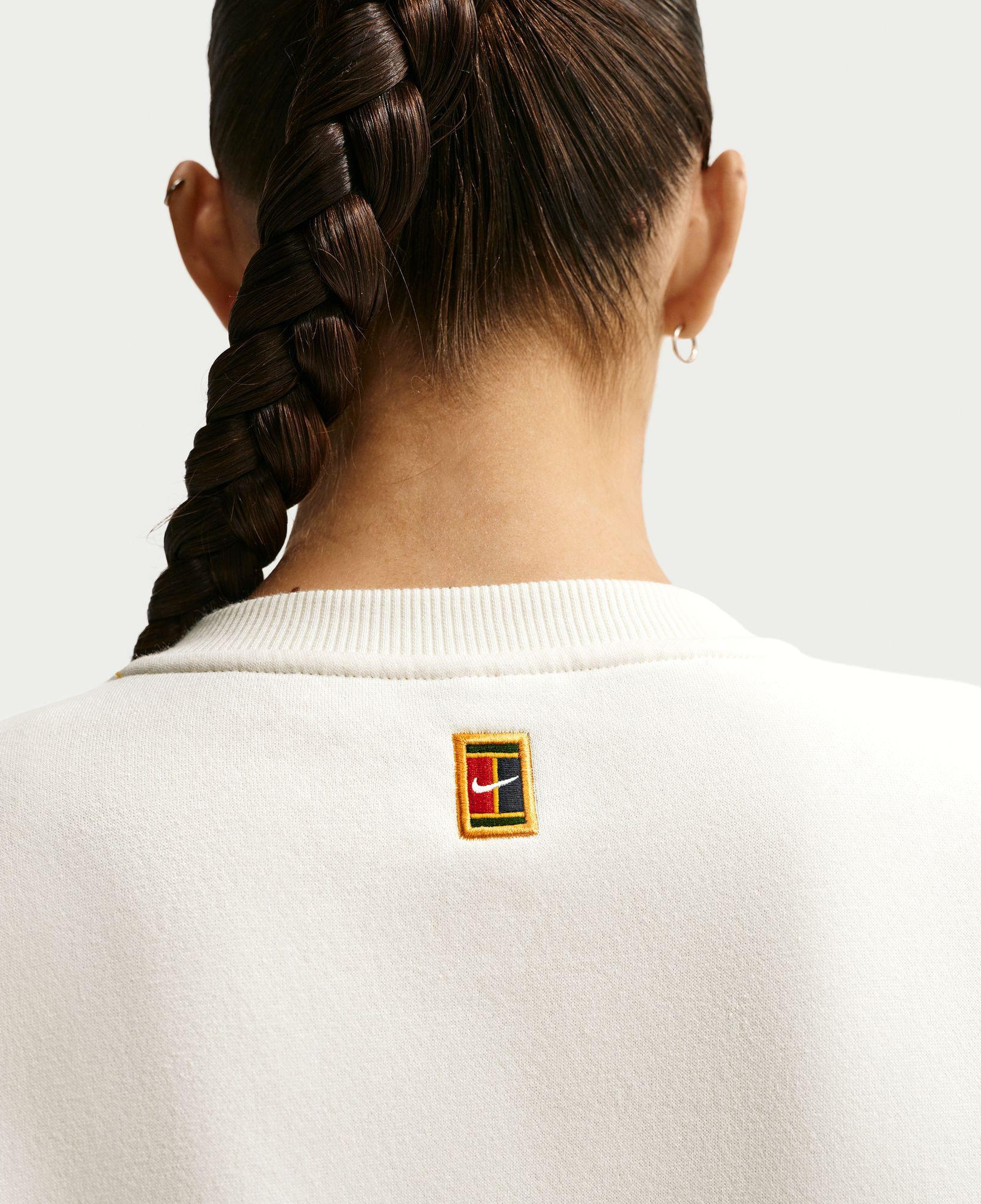 Nike Court Collection Fleece Kadın Krem Rengi Sweatshırt