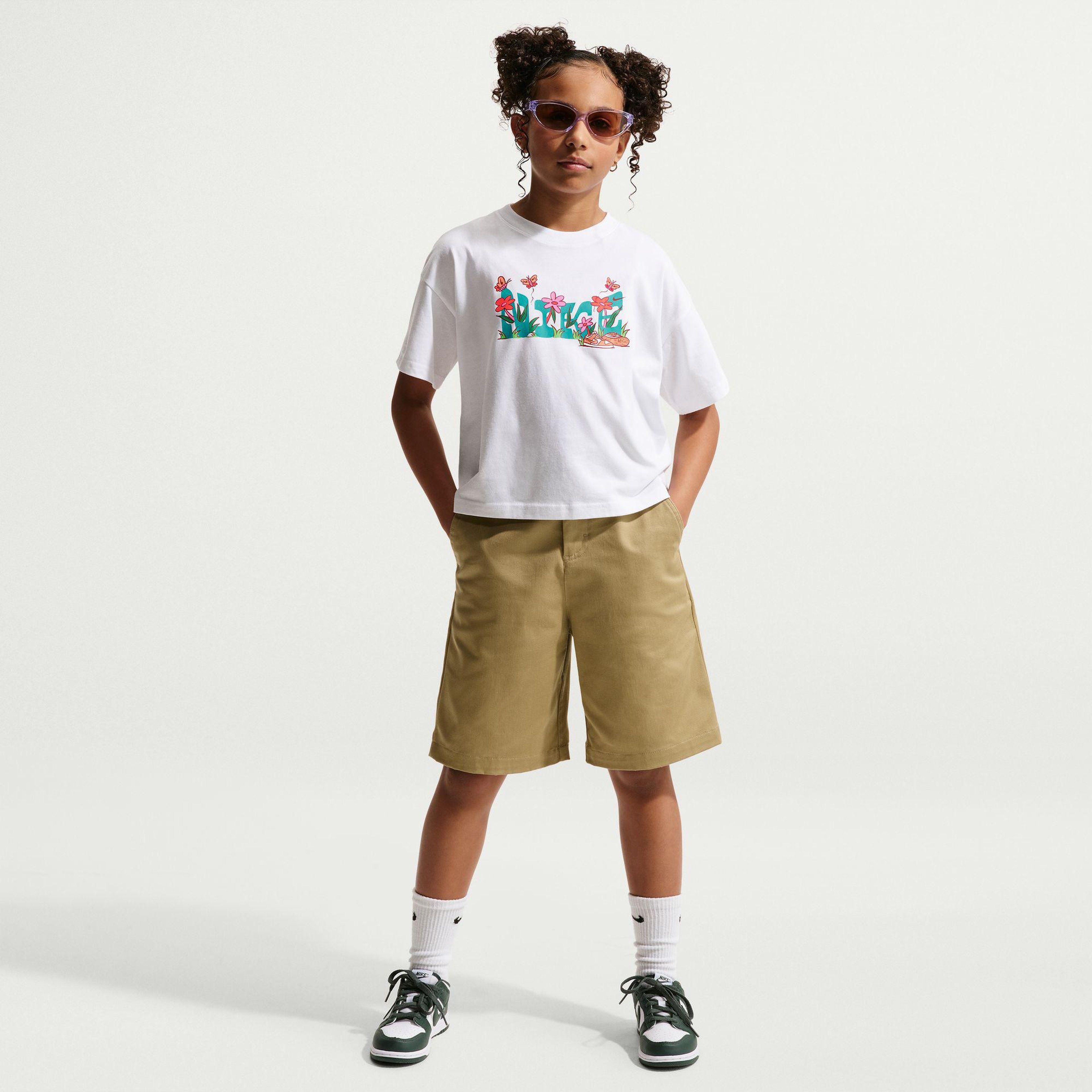 Nike Sportswear Boxy Camp Çocuk Beyaz T-Shirt