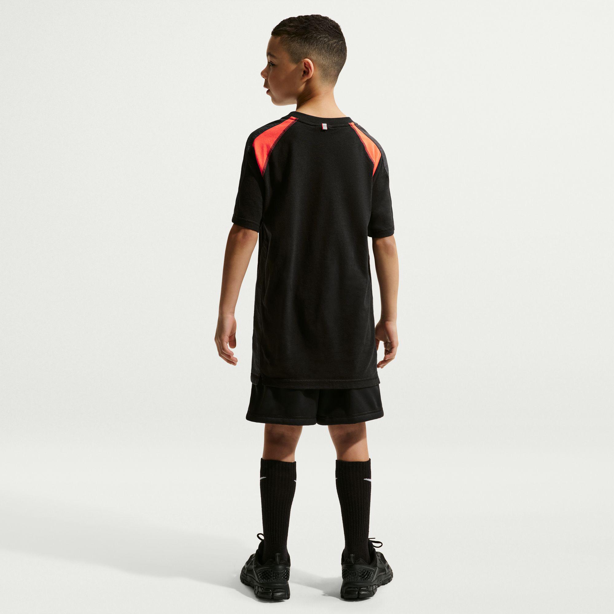Nike Sportswear City Utility Çocuk Siyah T-Shirt